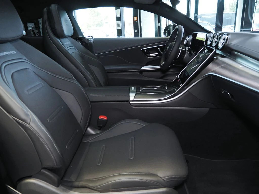 Mercedes-AMG-CLE 53-image-10