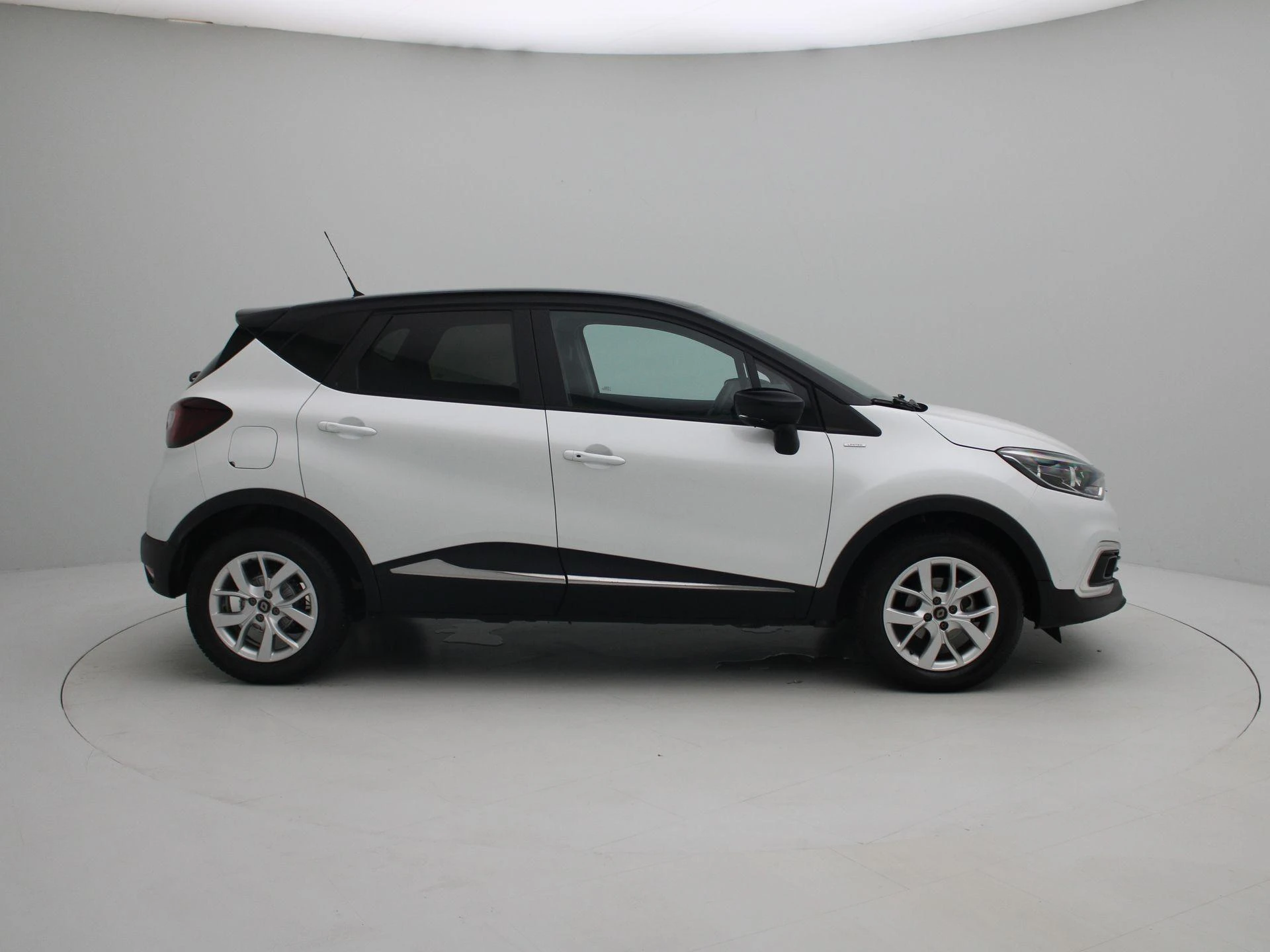 Renault-Captur-image-5