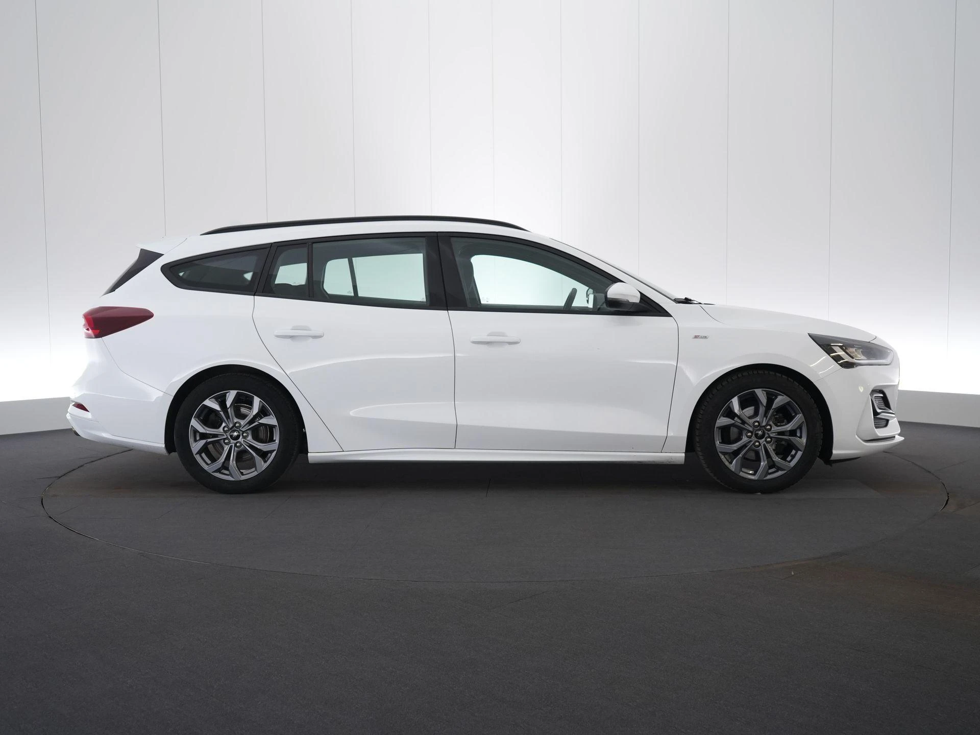 Ford-Focus-image-5