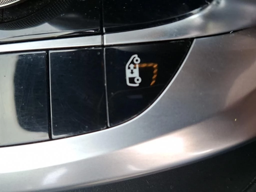 Mercedes-Benz V-Klasse 220 EDITION NAVI TEMPOMAT SCHIEBETUER RE ELK EditionW447 V 220 EDITION NAVI TEMPOMAT SCHIEBETUER RE ELK Edition