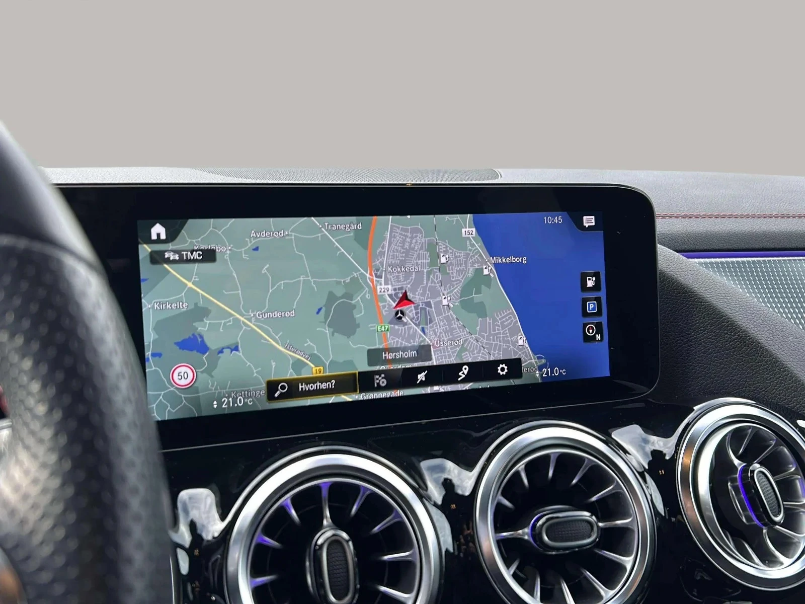 Mercedes-Benz-EQA-image-16