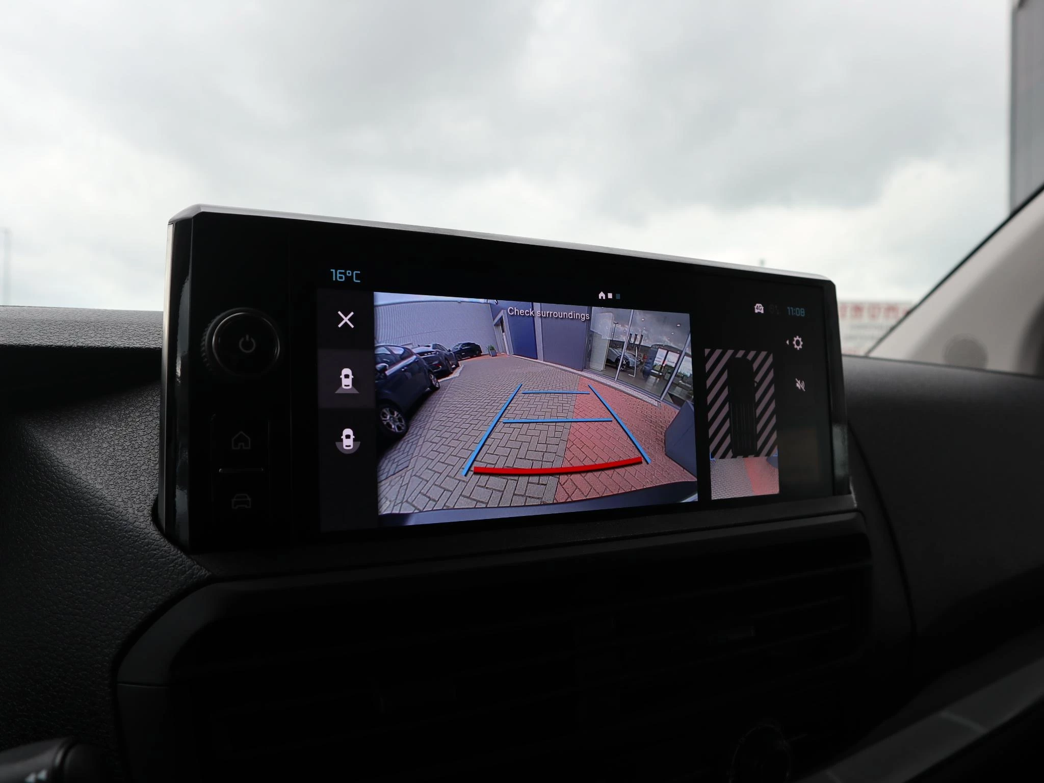 Citroën-ë-Jumpy-image-10