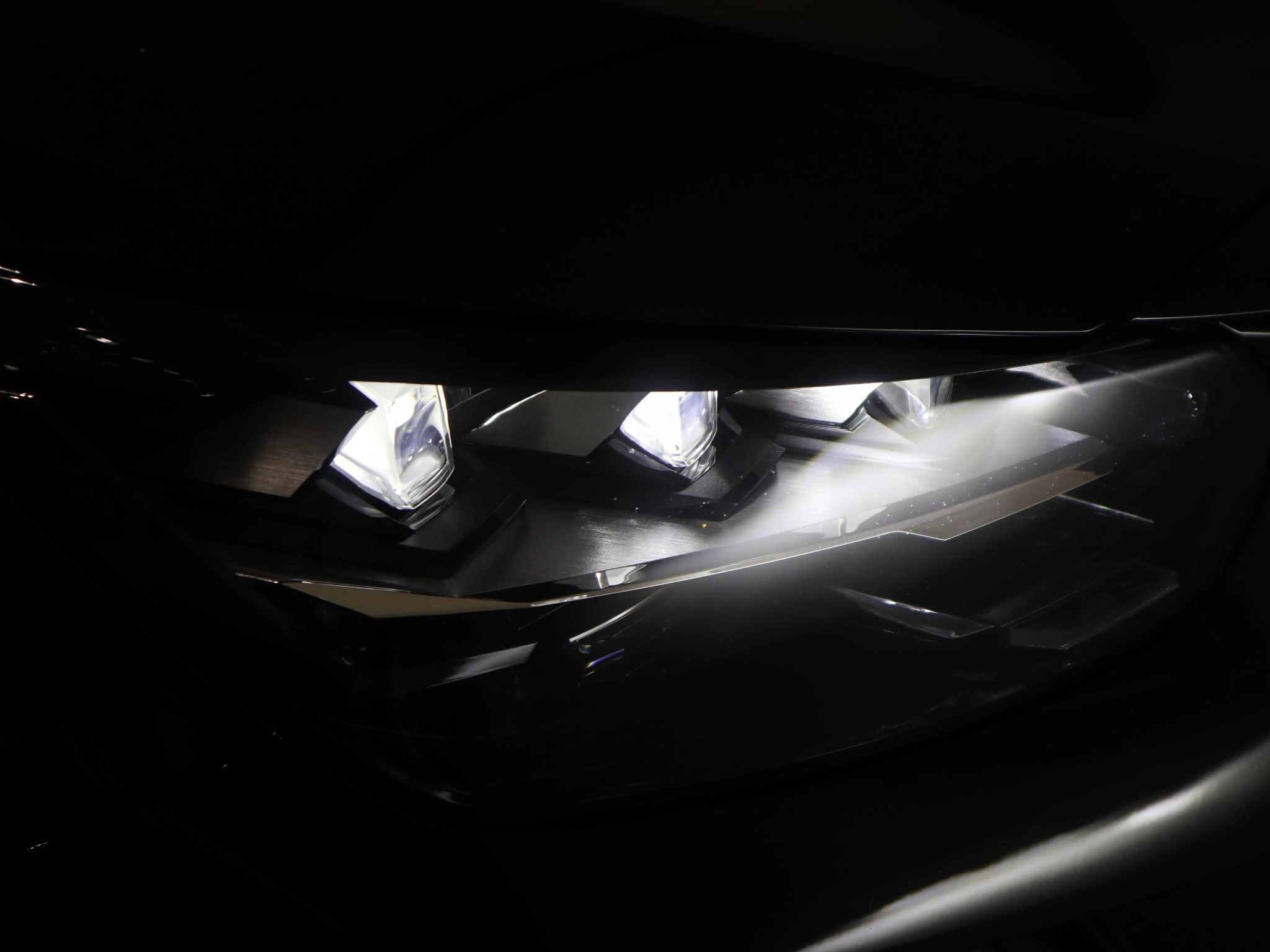 Peugeot-208-image-22