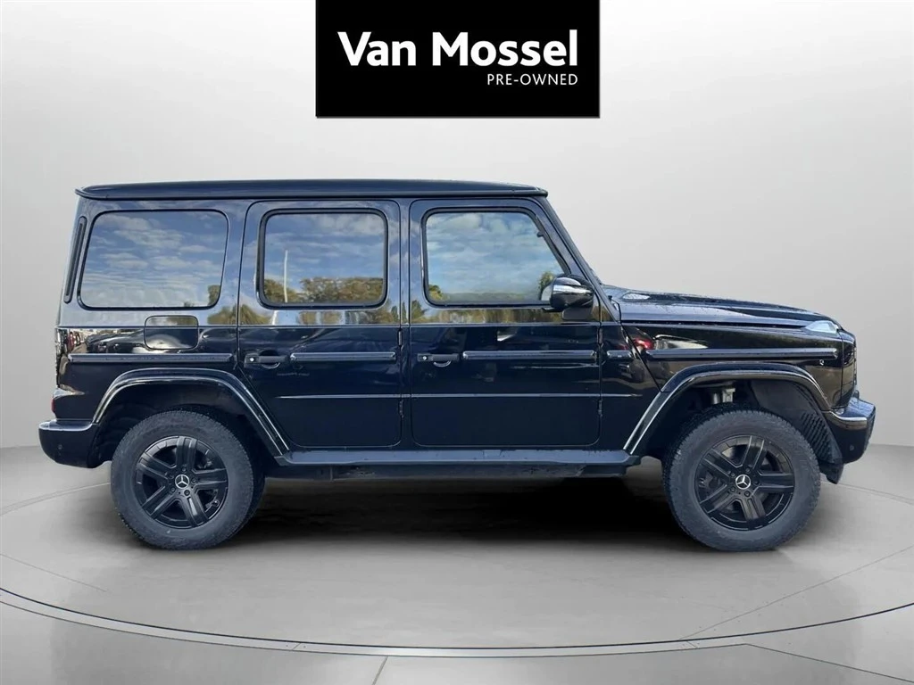 Mercedes-Benz-G-Klasse-image-3