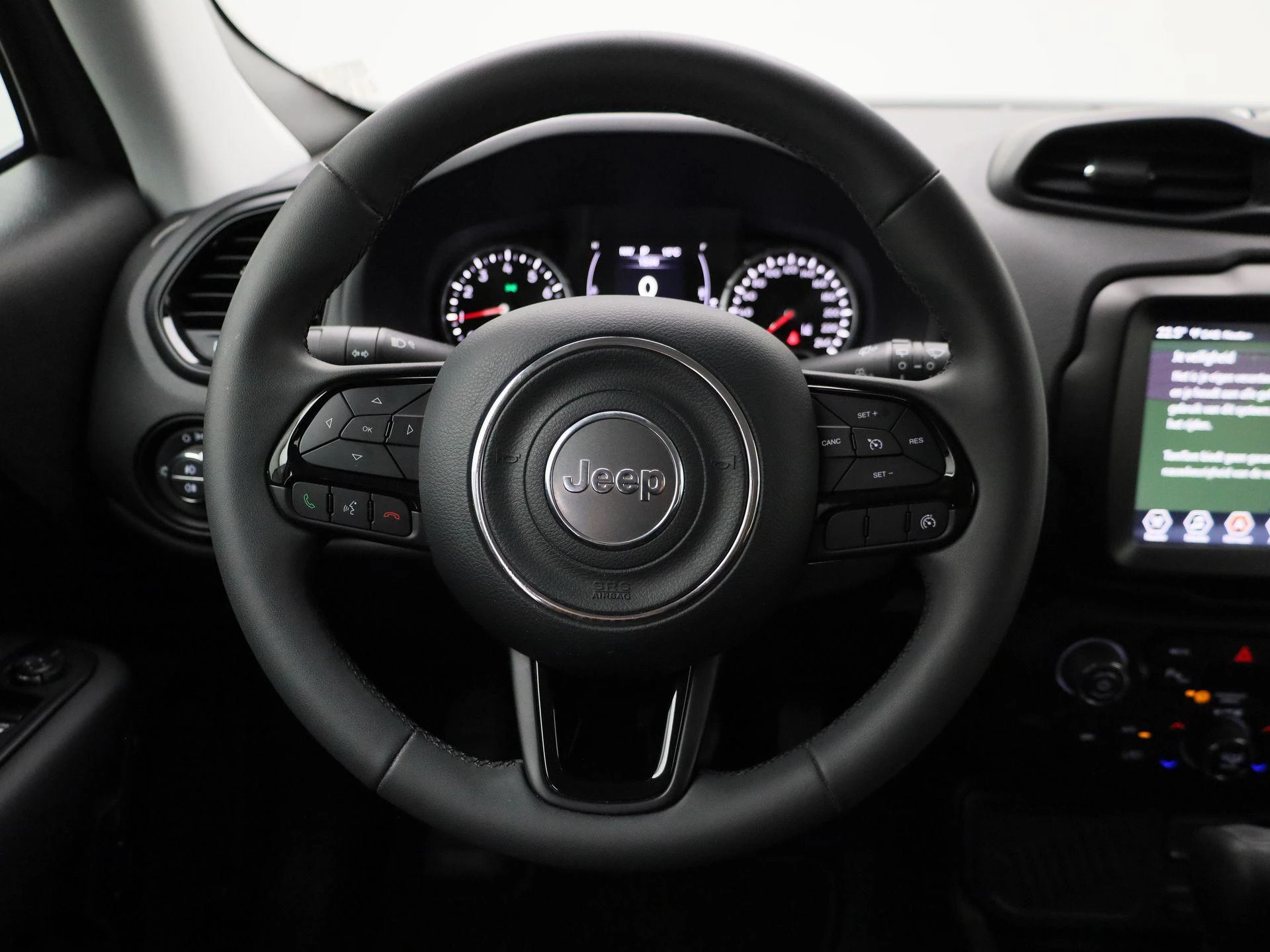 Jeep-Renegade-image-6
