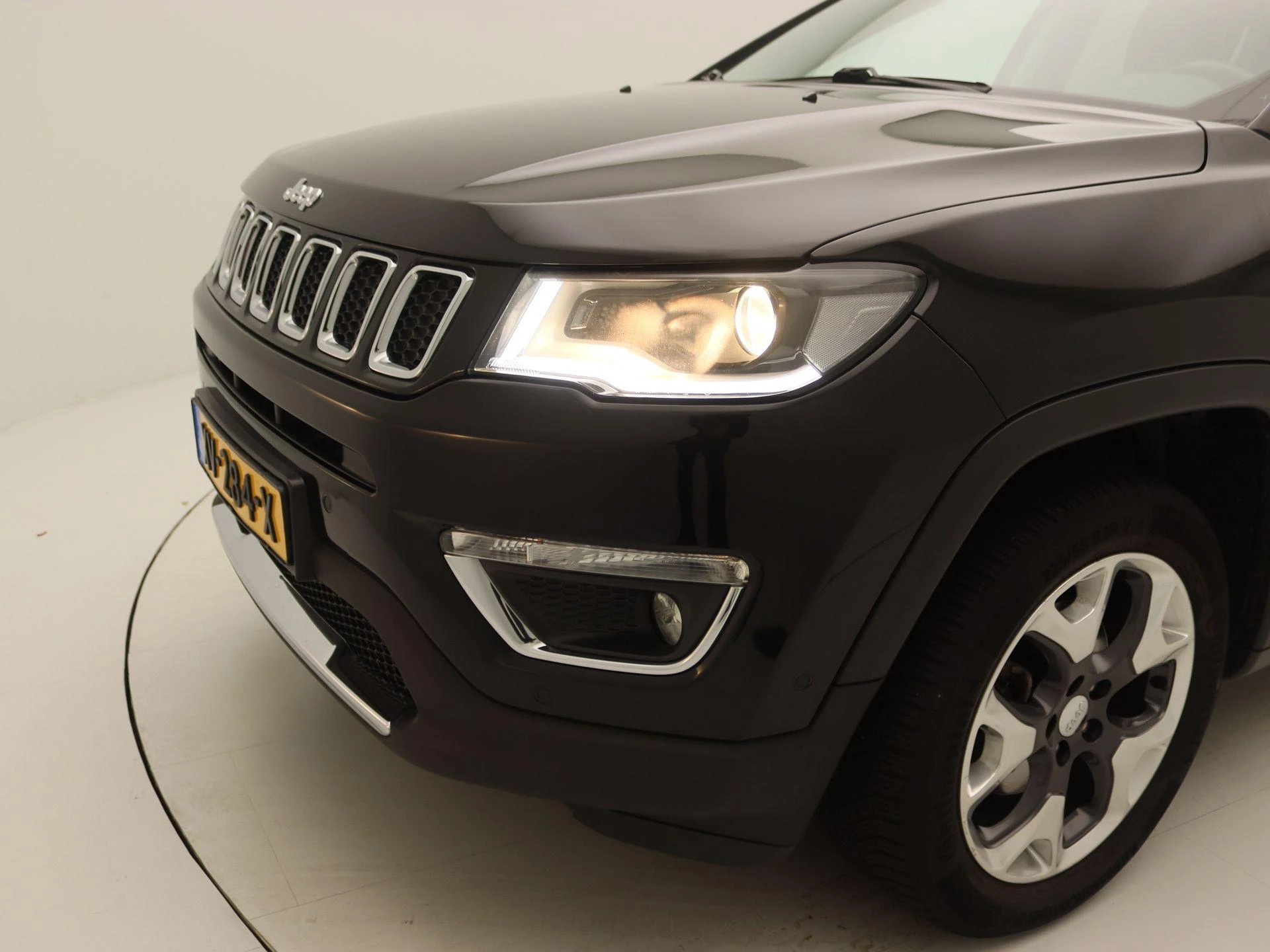 Jeep-Compass-image-14
