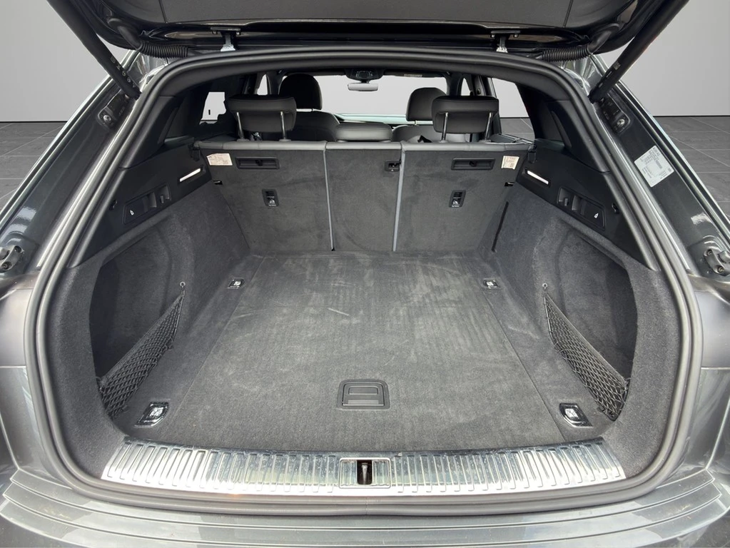 Audi Q8 e-tron 55 quattro S-Line *B&O*LUFT*AHK*MATRIX*ACC*NAVI*