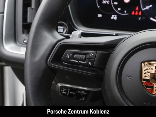 Porsche-Cayenne-image-16