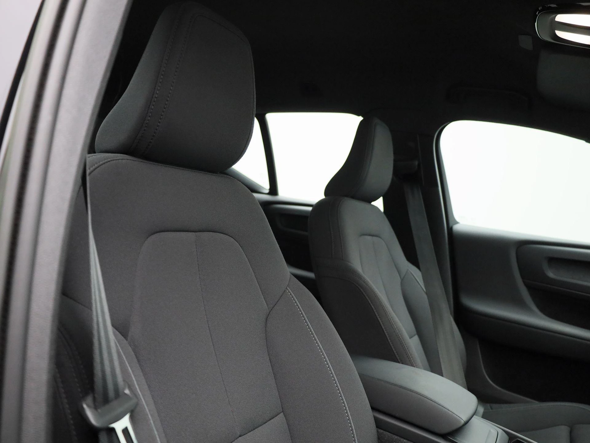 Volvo-XC40-image-34