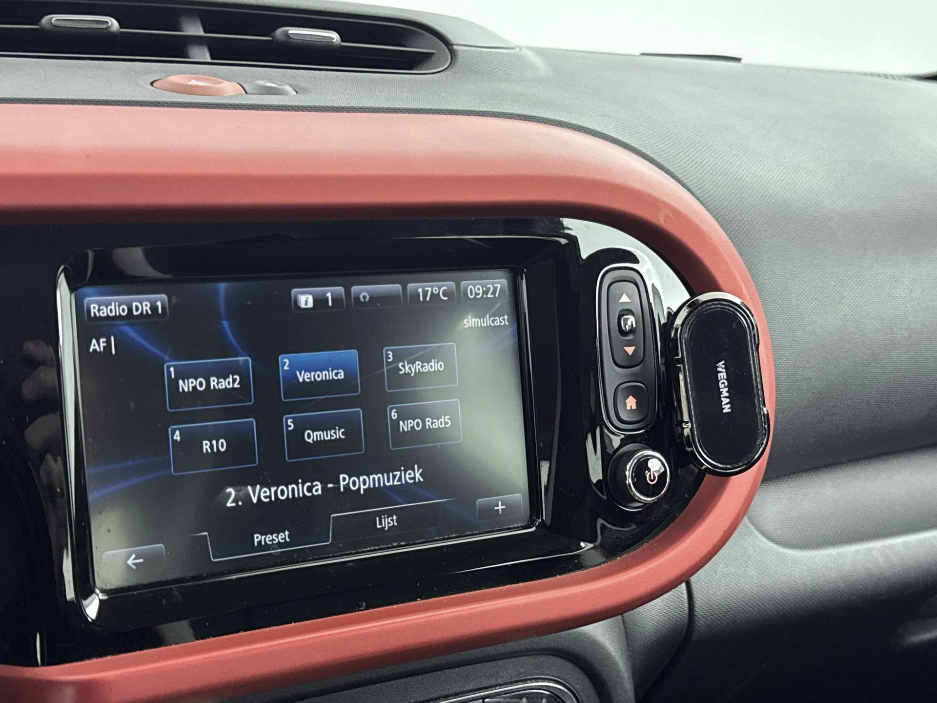 Renault-Twingo-image-6