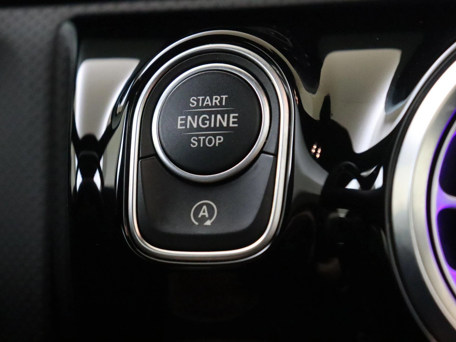 Mercedes-Benz-A-Klasse-image-21