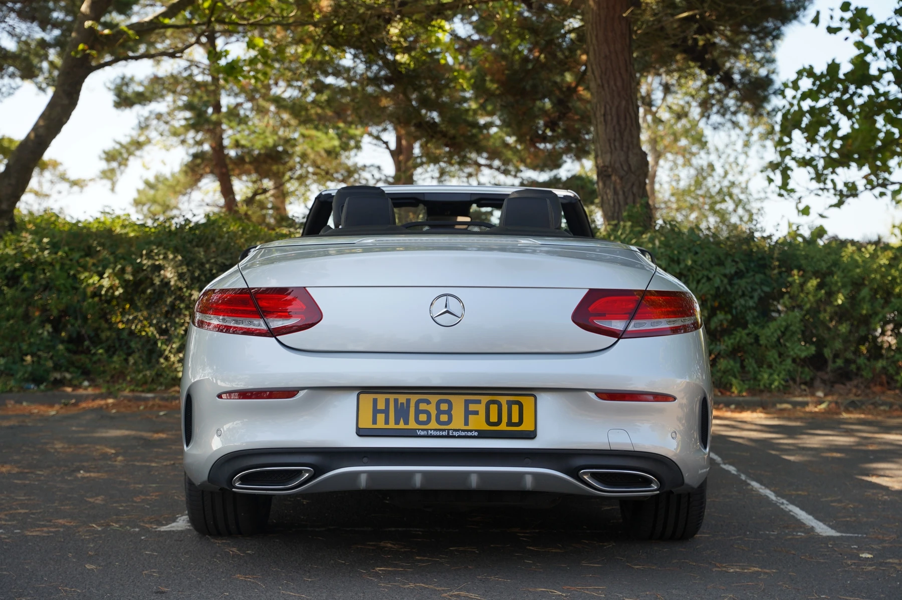 Mercedes-Benz-C-Class-image-13