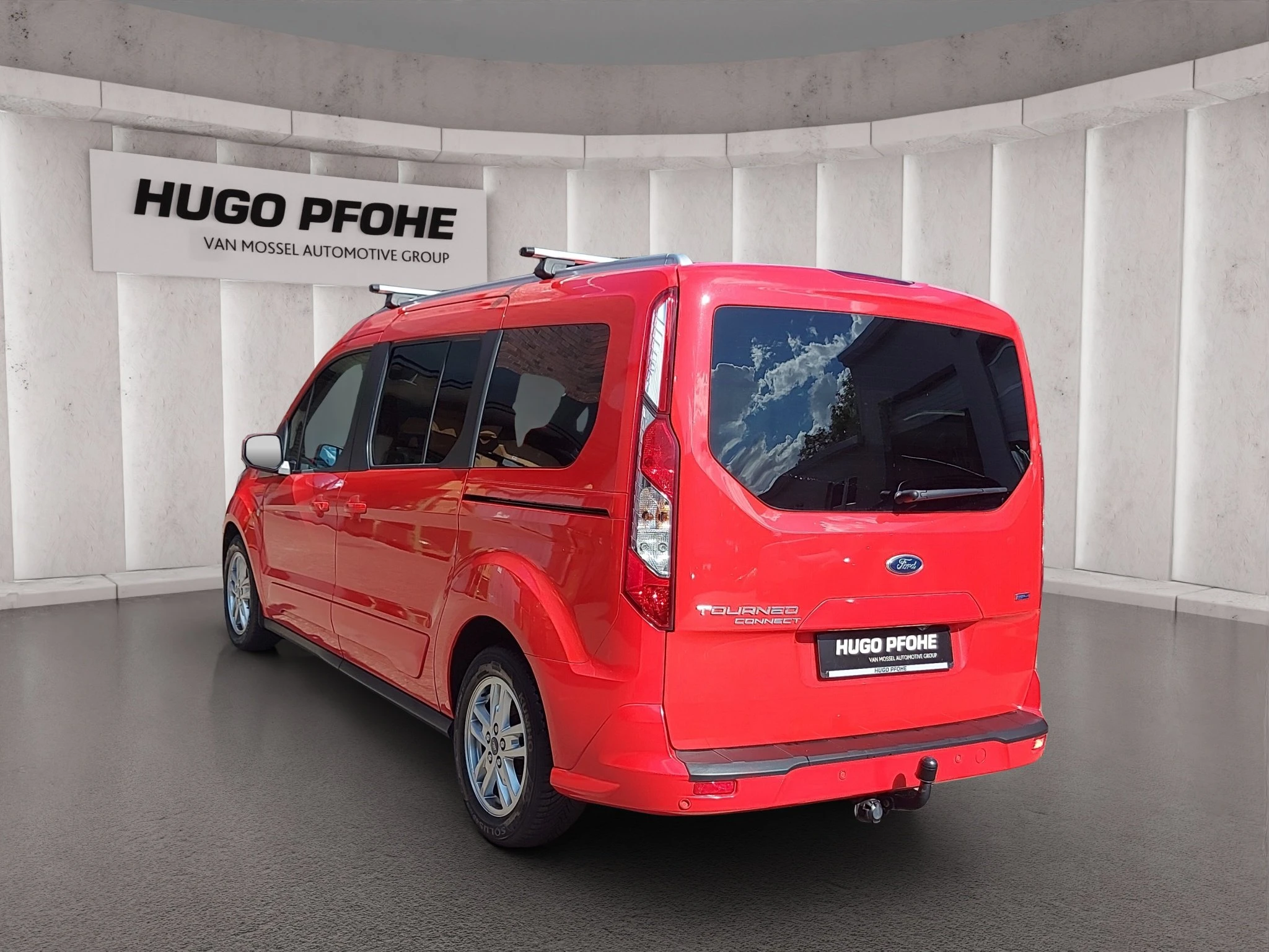 Ford-Tourneo Connect-image-2