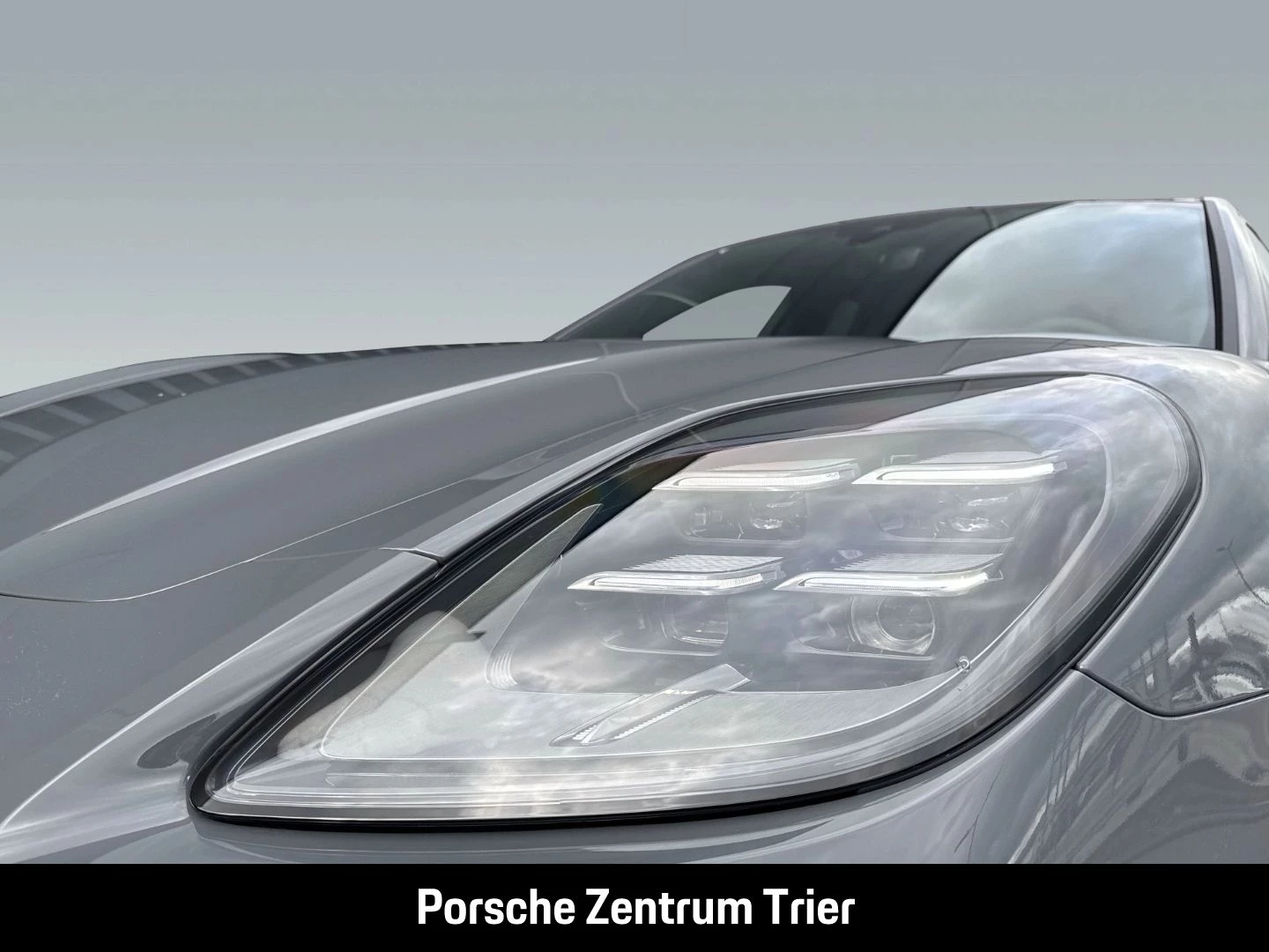 Porsche Panamera 4S E-Hybrid HA-Lenkung InnoDrive HeadUp -