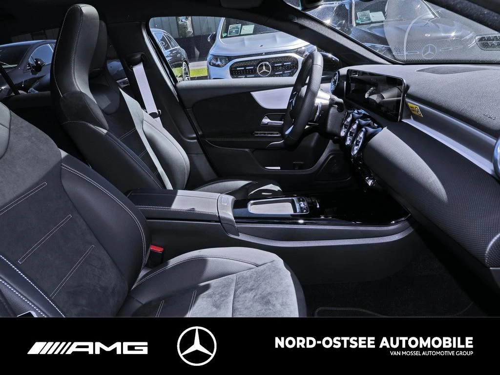 Mercedes-Benz A-Klasse 180 AMG PANO NIGHT MBUX KEYLESS-GO SHZ AMG Line