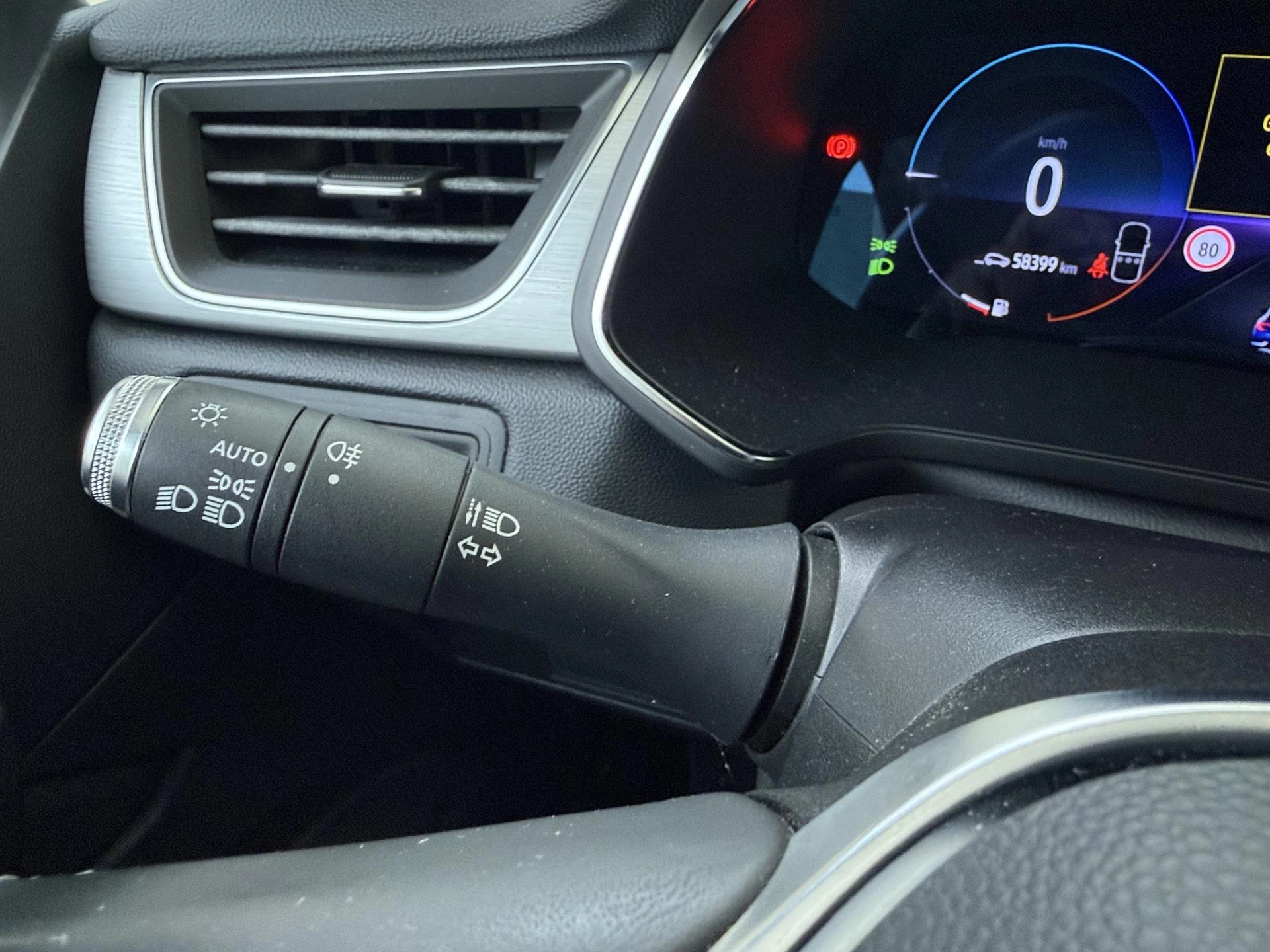 Renault-Captur-image-27