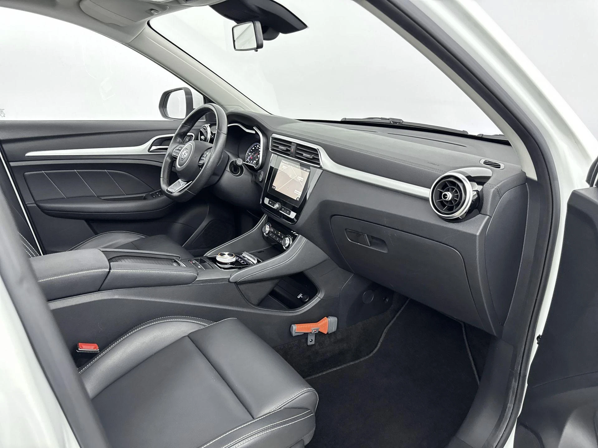 MG-ZS EV-image-16