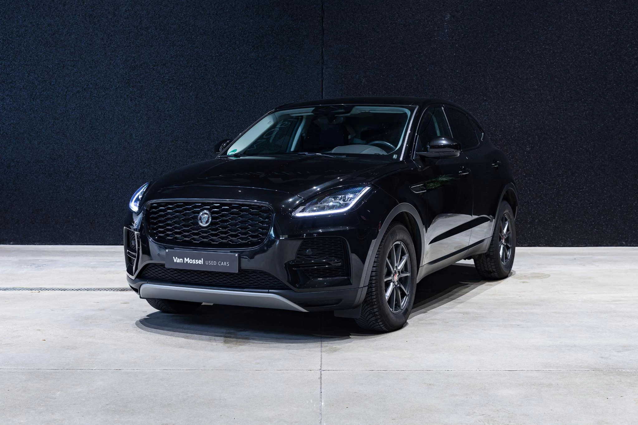 Jaguar-E-PACE-image-0