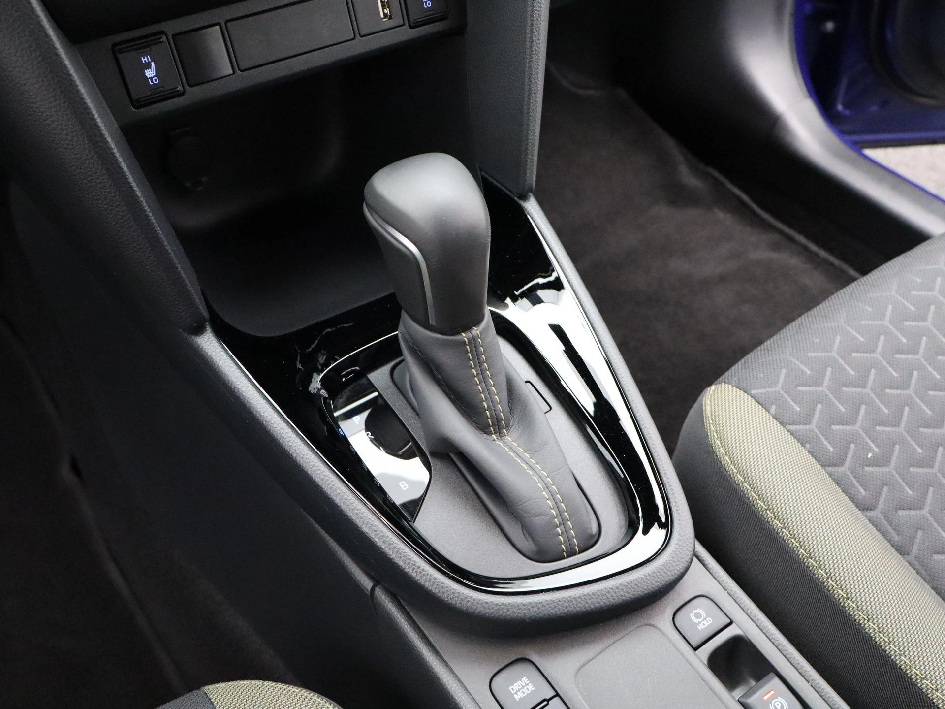 Toyota-Yaris Cross-image-20