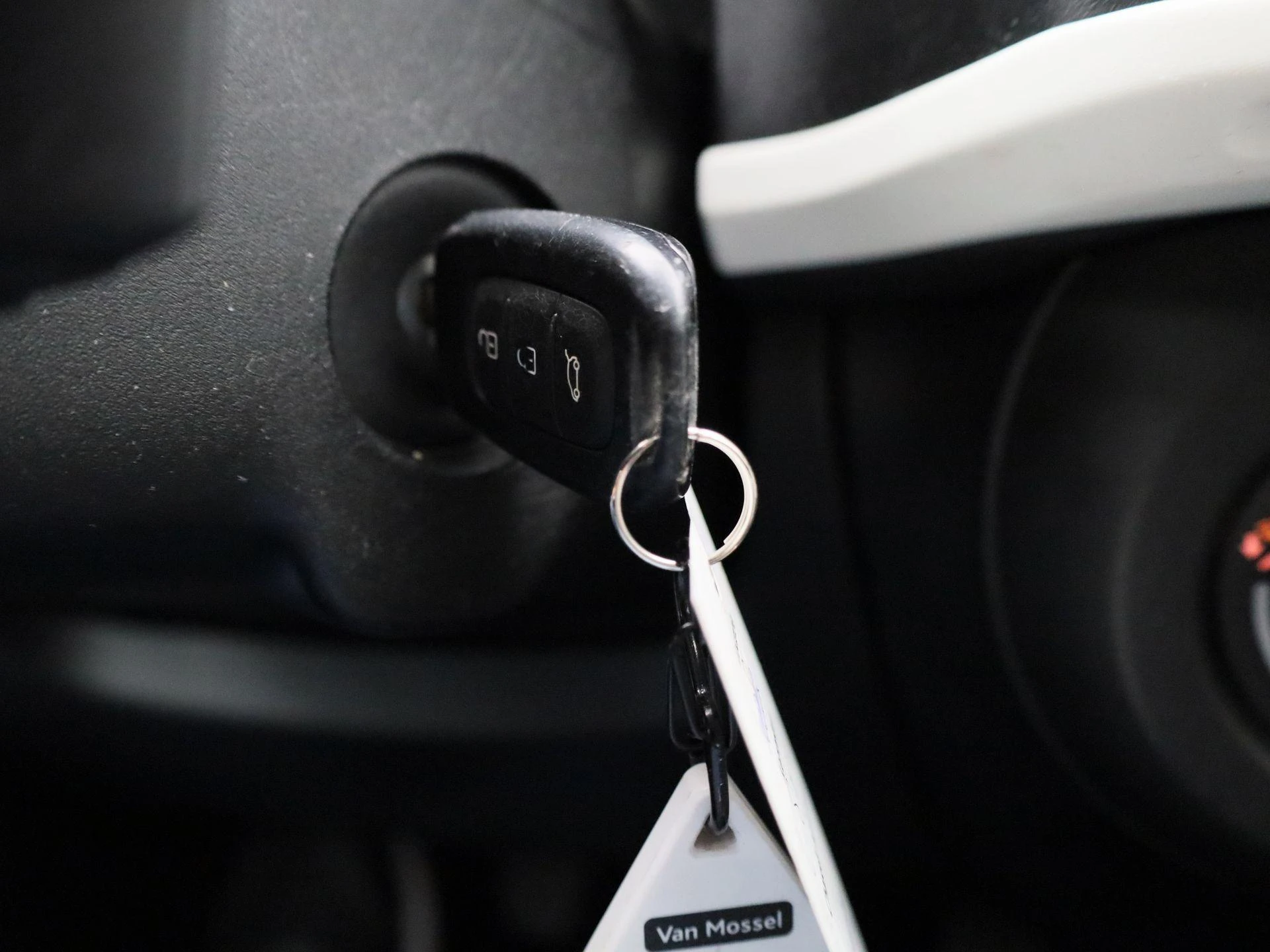 Renault-Twingo-image-22