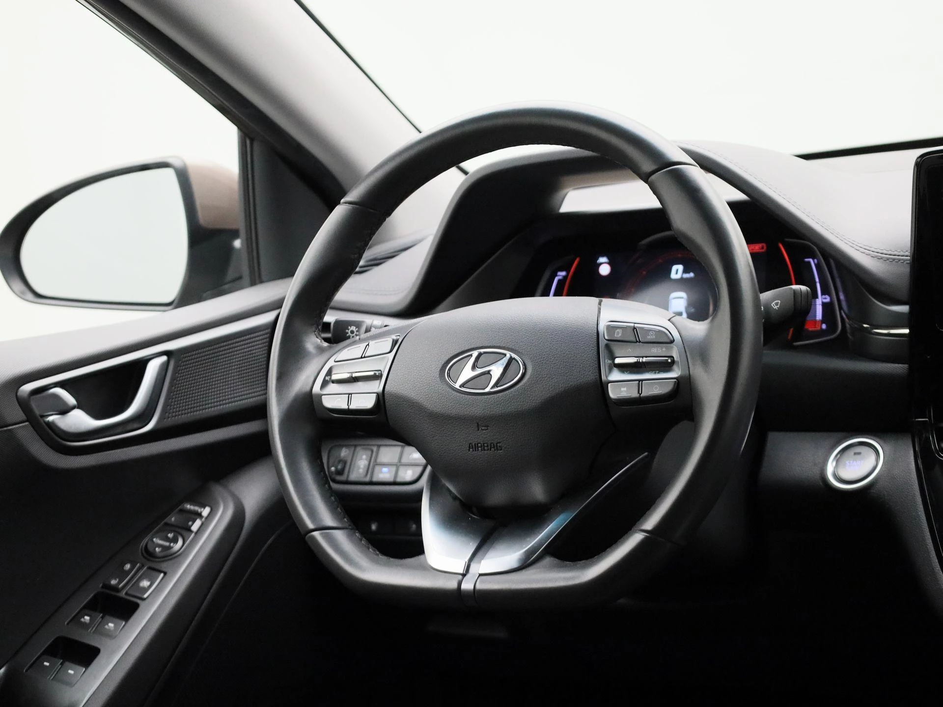 Hyundai-IONIQ-image-36