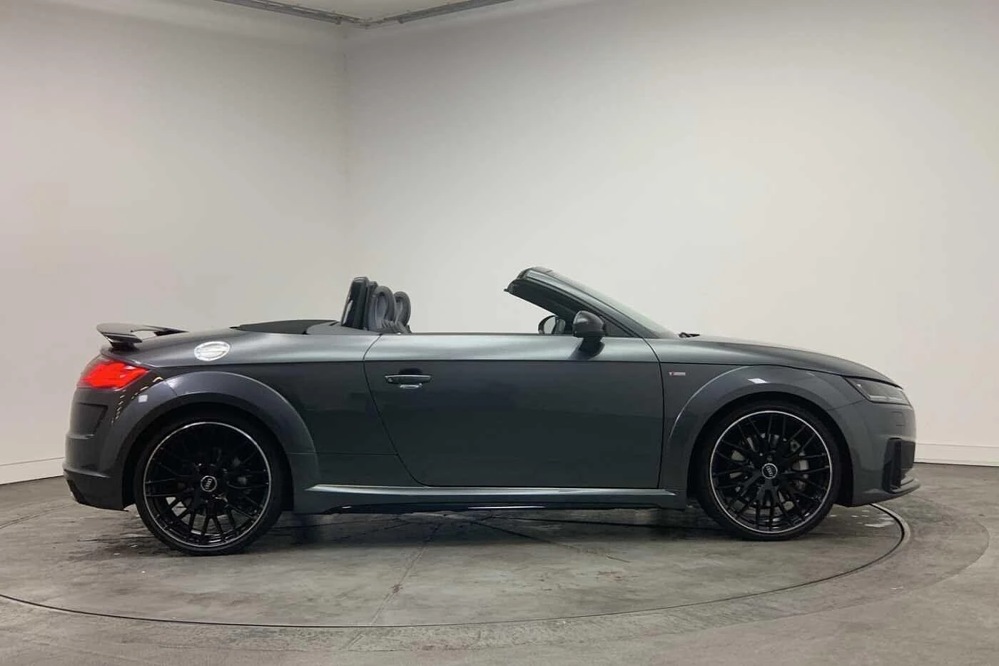 Audi-TT-image-3