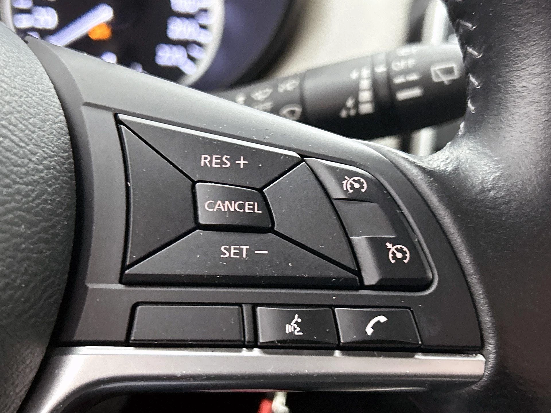 Nissan Micra 1.0 IG-T N-Connecta