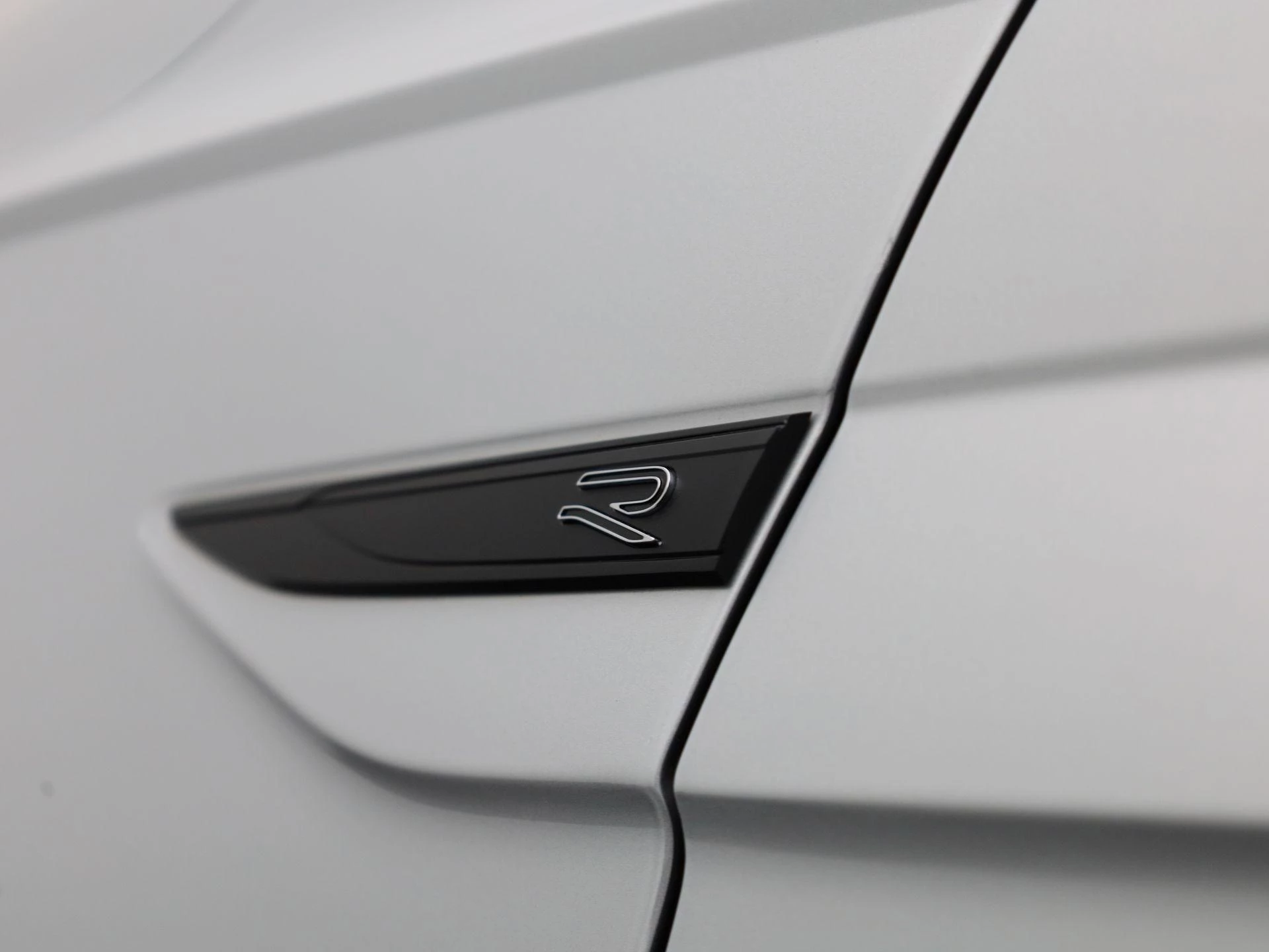 Volkswagen-Polo-image-36