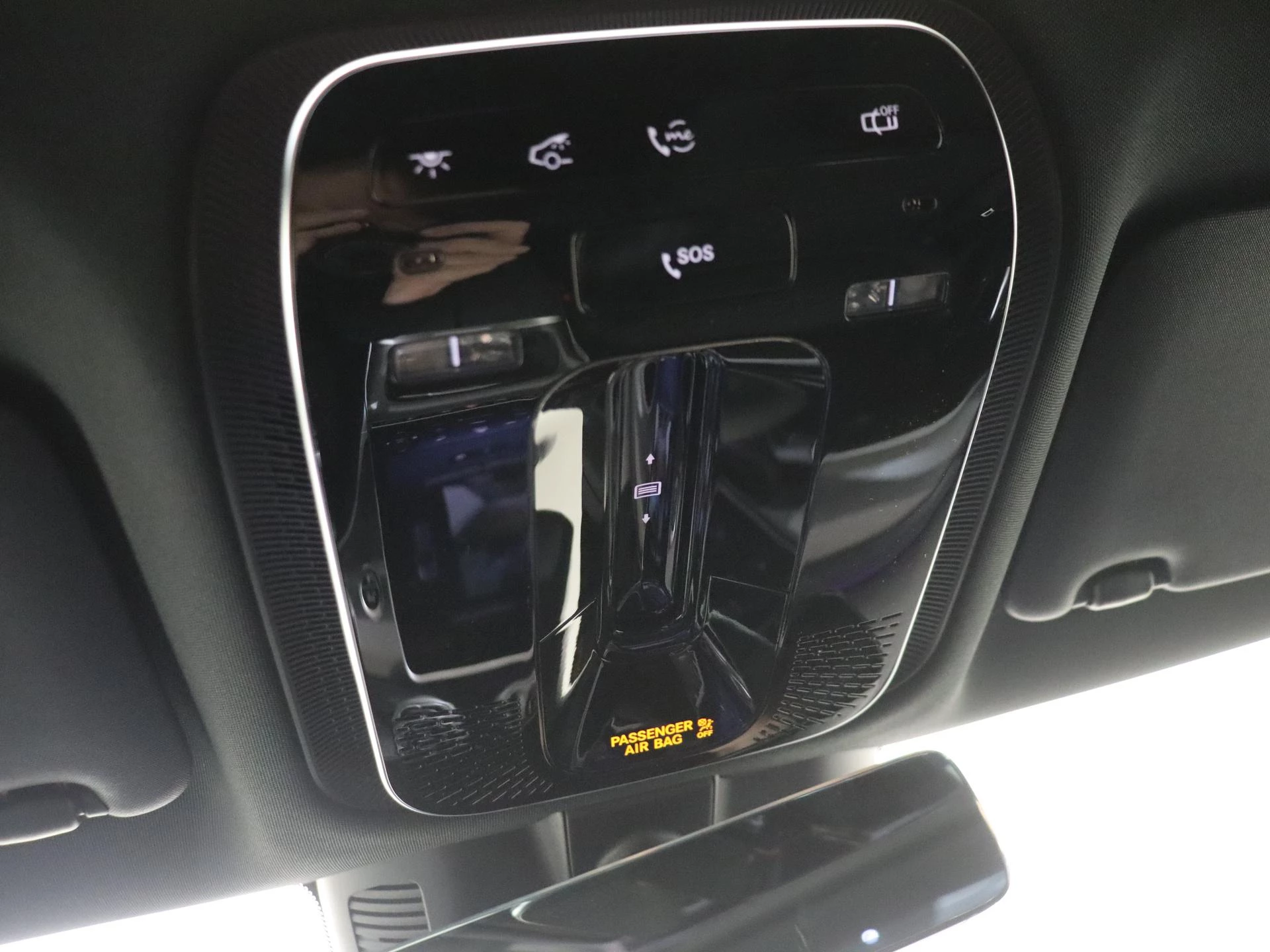 Mercedes-Benz-C-Klasse-image-25