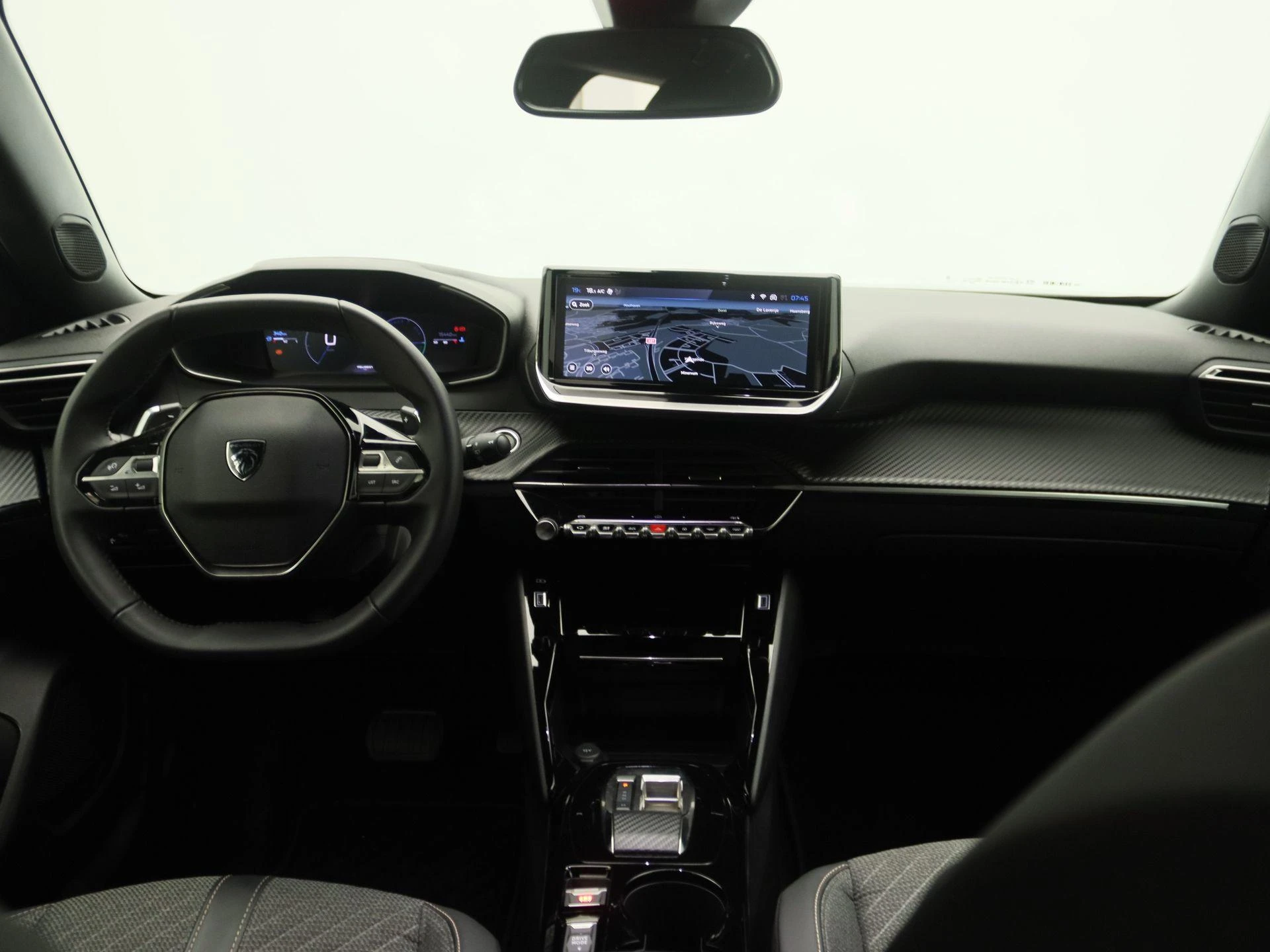 Peugeot-2008-image-7
