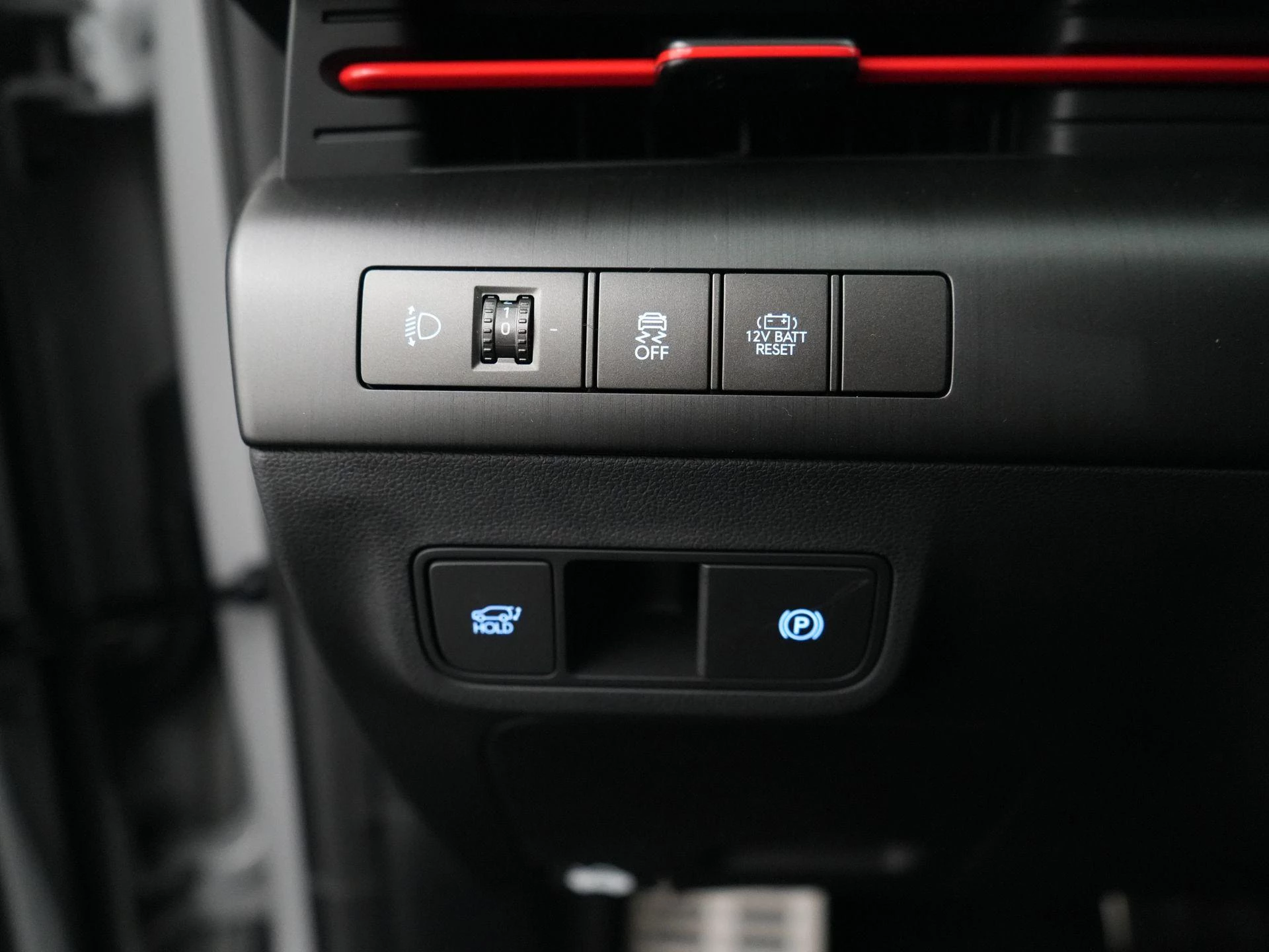 Hyundai-Kona-image-16