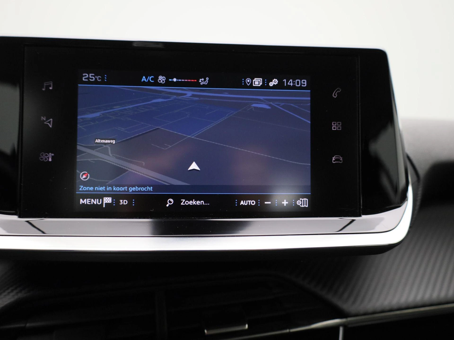 Peugeot-208-image-17
