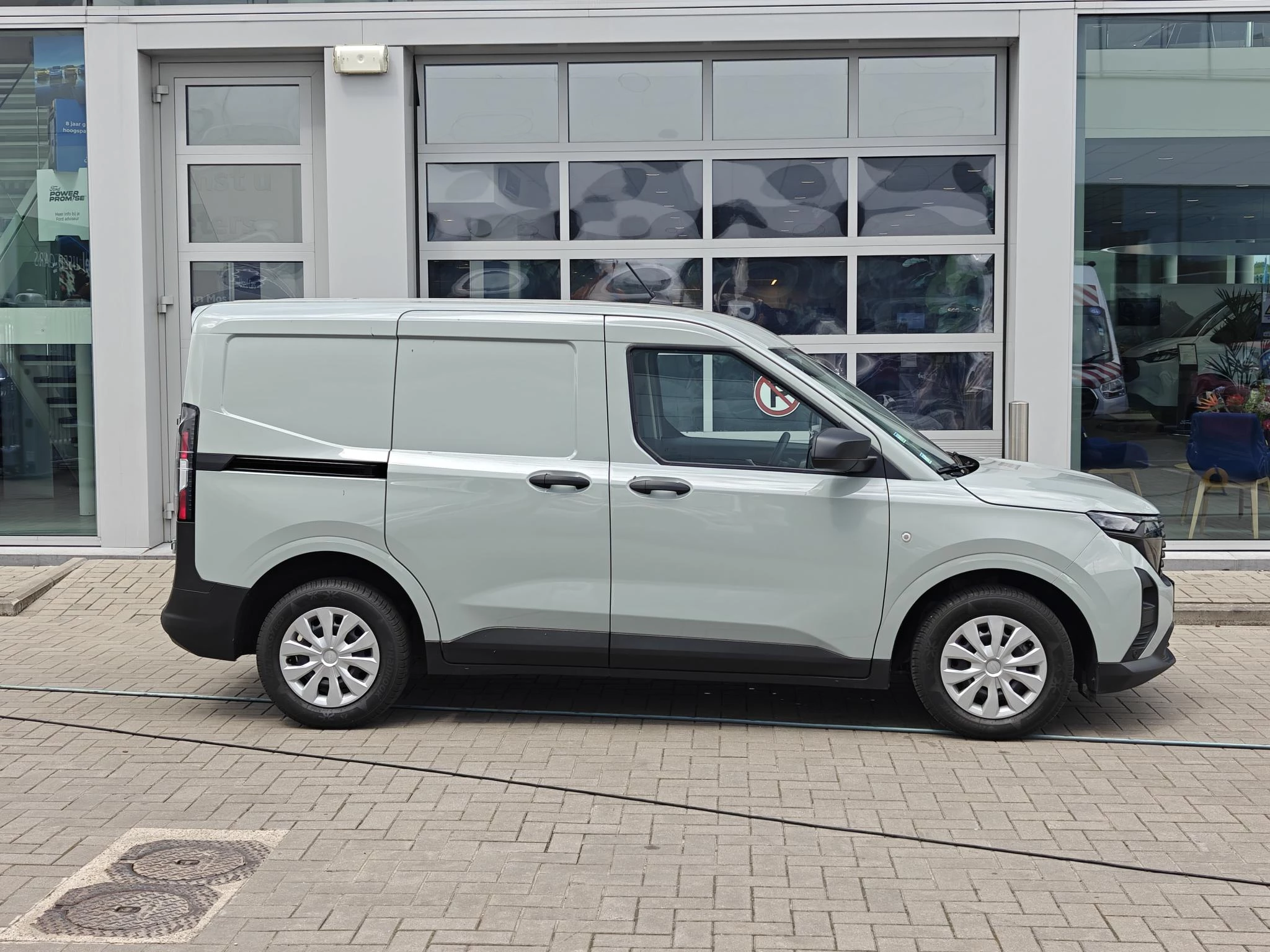 Ford Transit Courier 1.0 EcoBoost 73kW