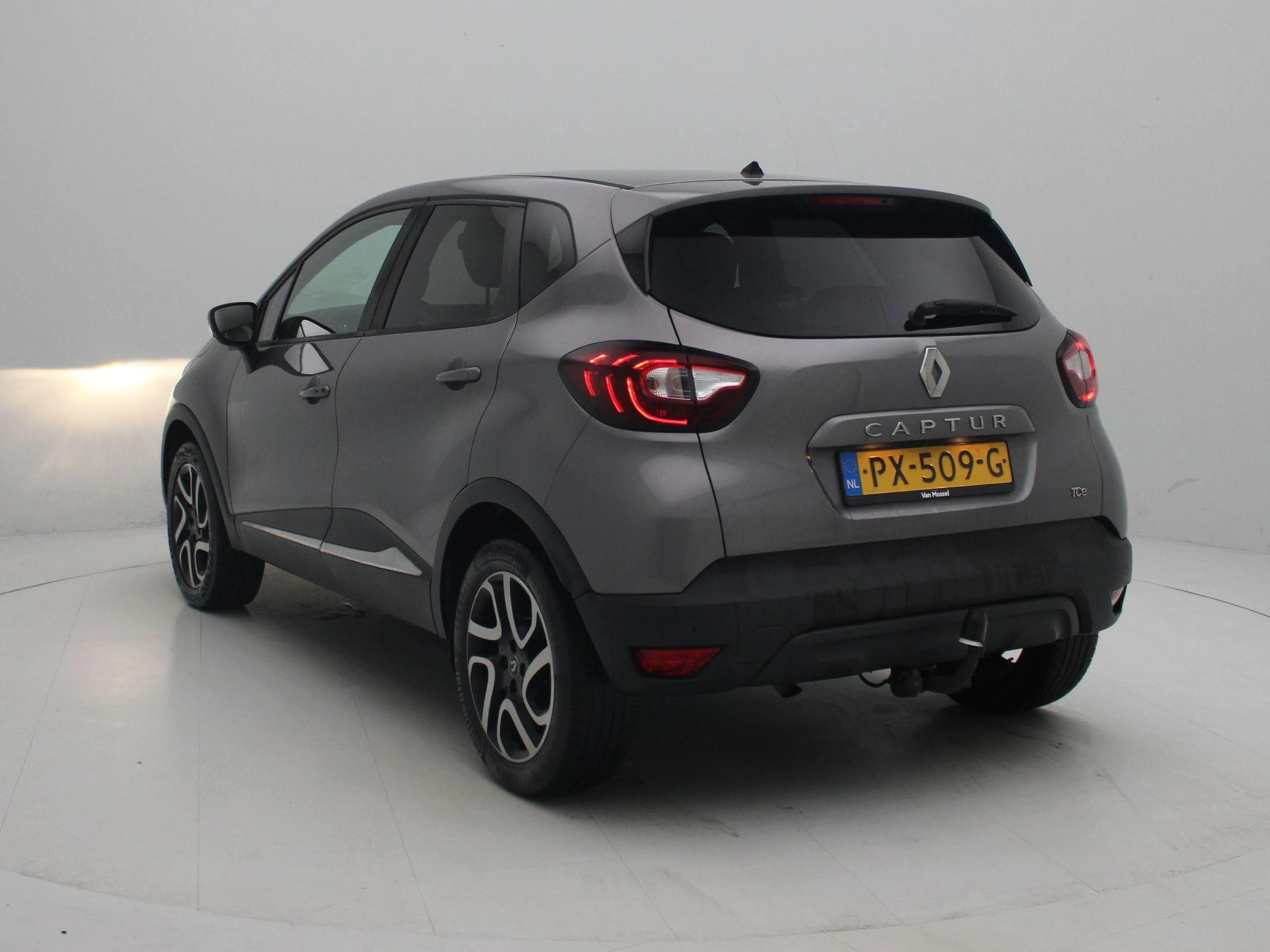 Renault-Captur-image-1