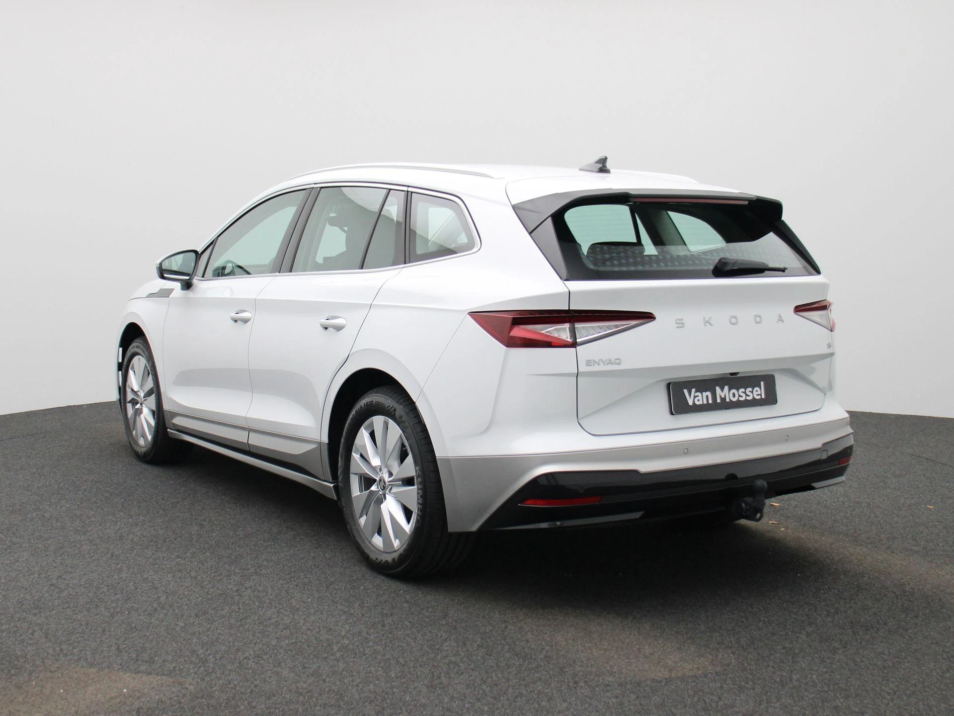 Škoda-Enyaq iV-image-1
