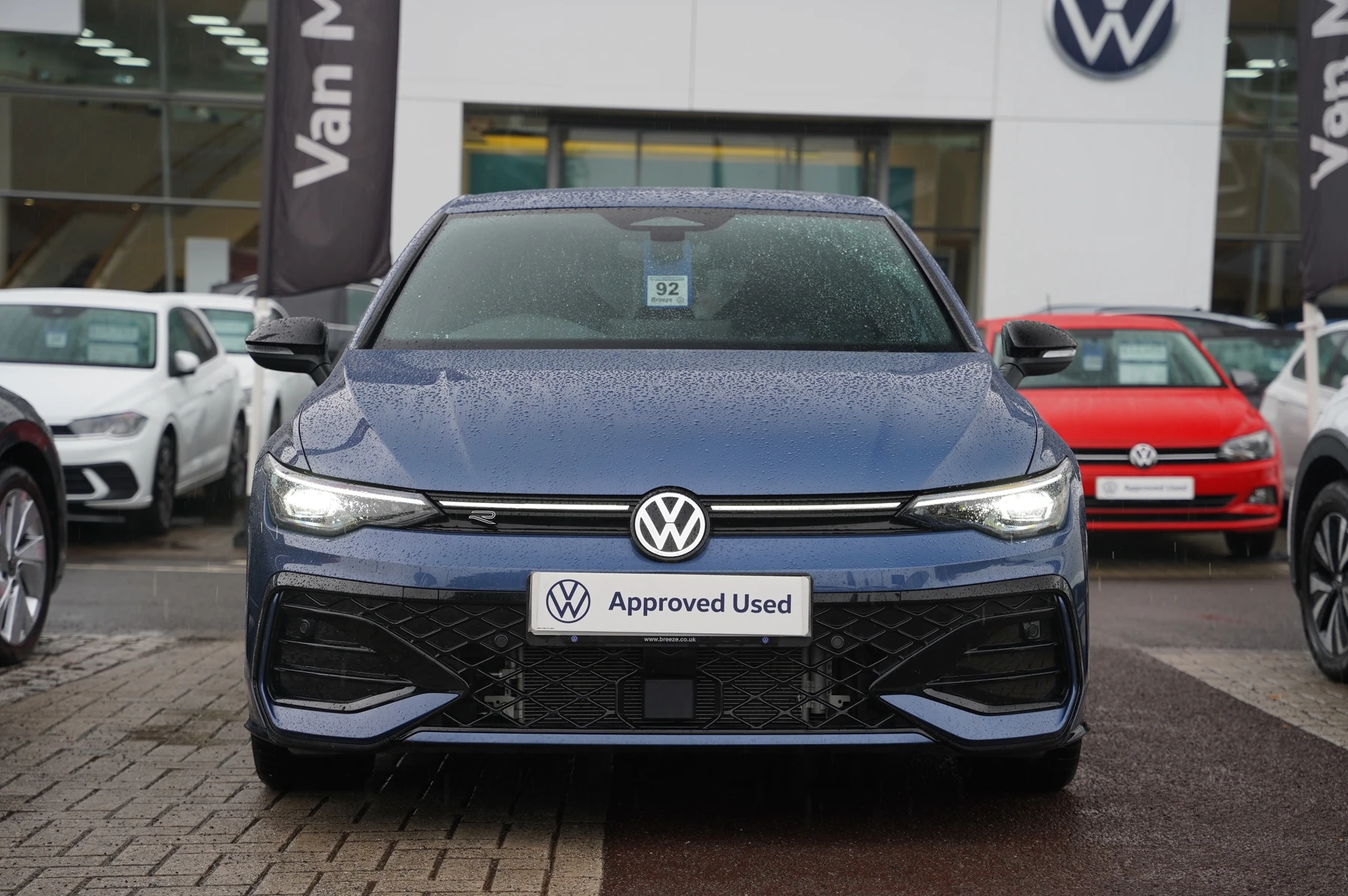 Volkswagen-Golf-image-6