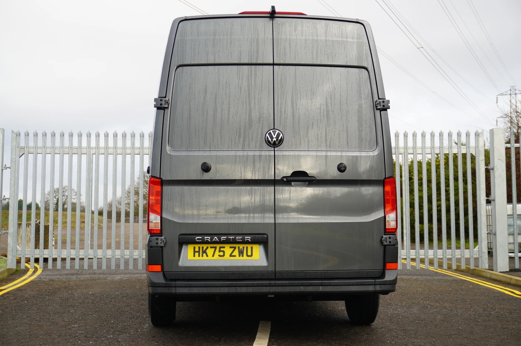 Volkswagen-Crafter-image-12