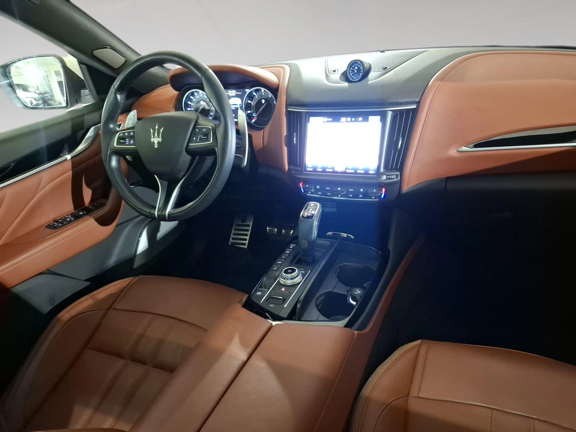 Maserati-Levante-image-6