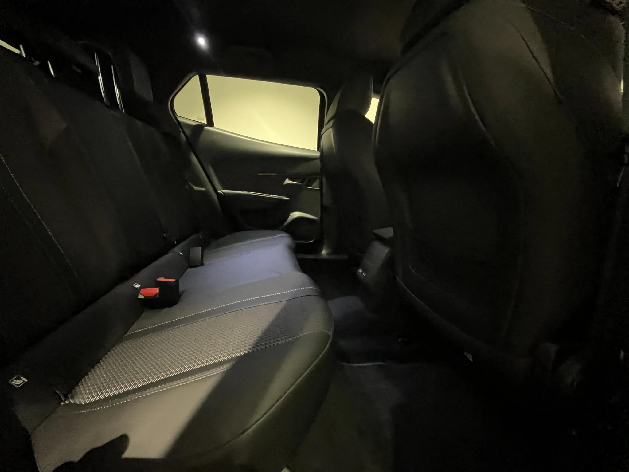 Peugeot-2008-image-19