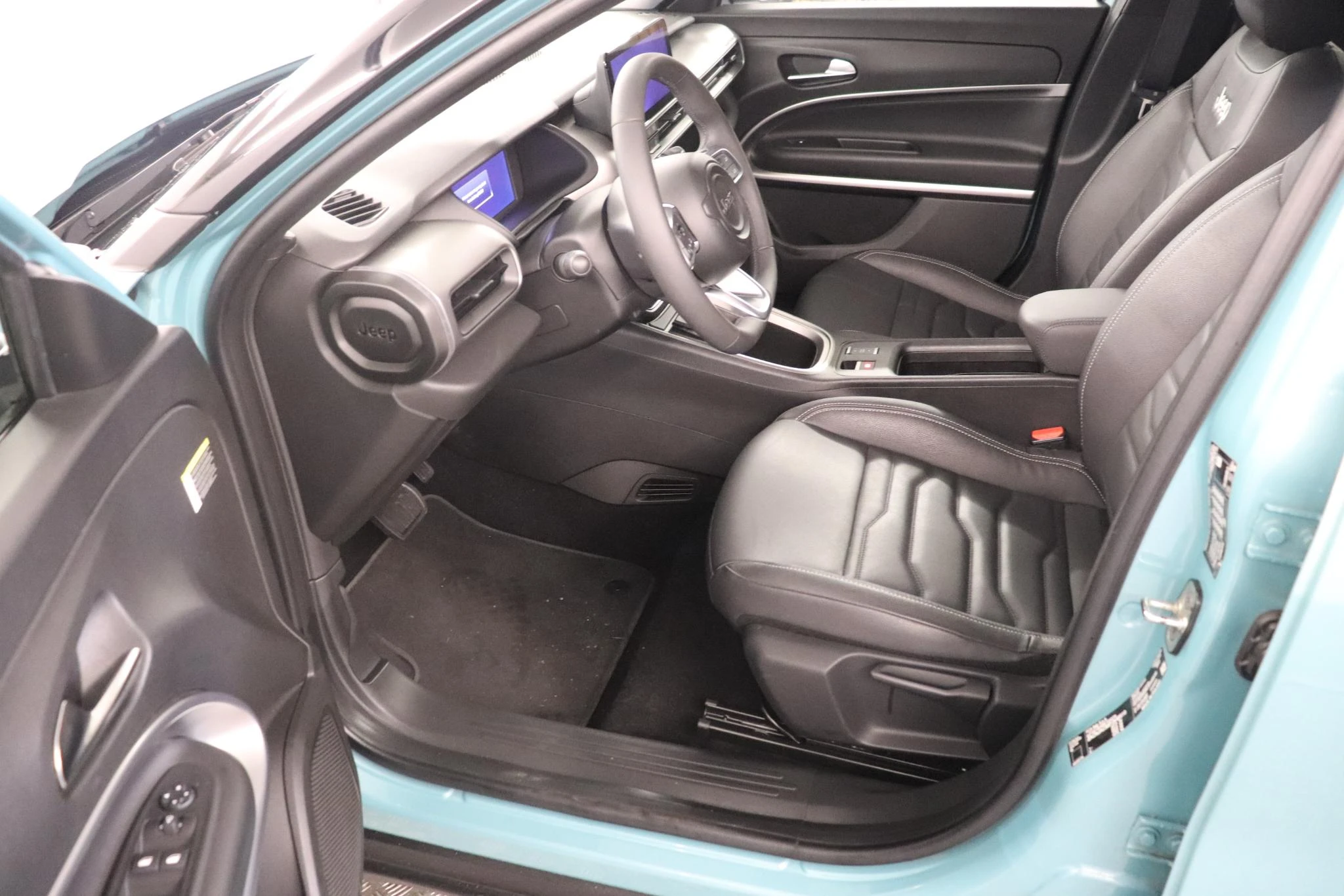 Jeep-Avenger-image-12