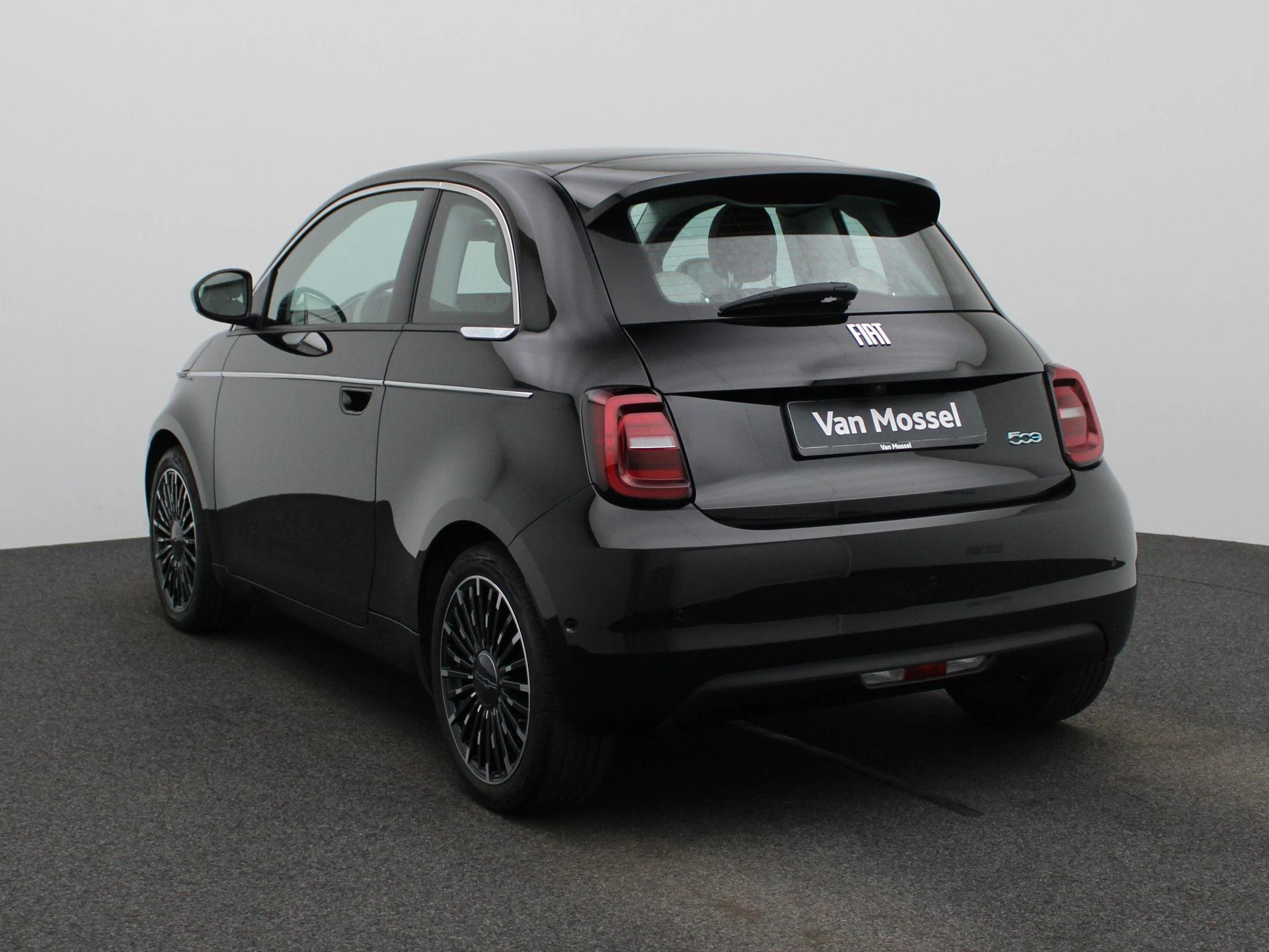 Fiat-500-image-3
