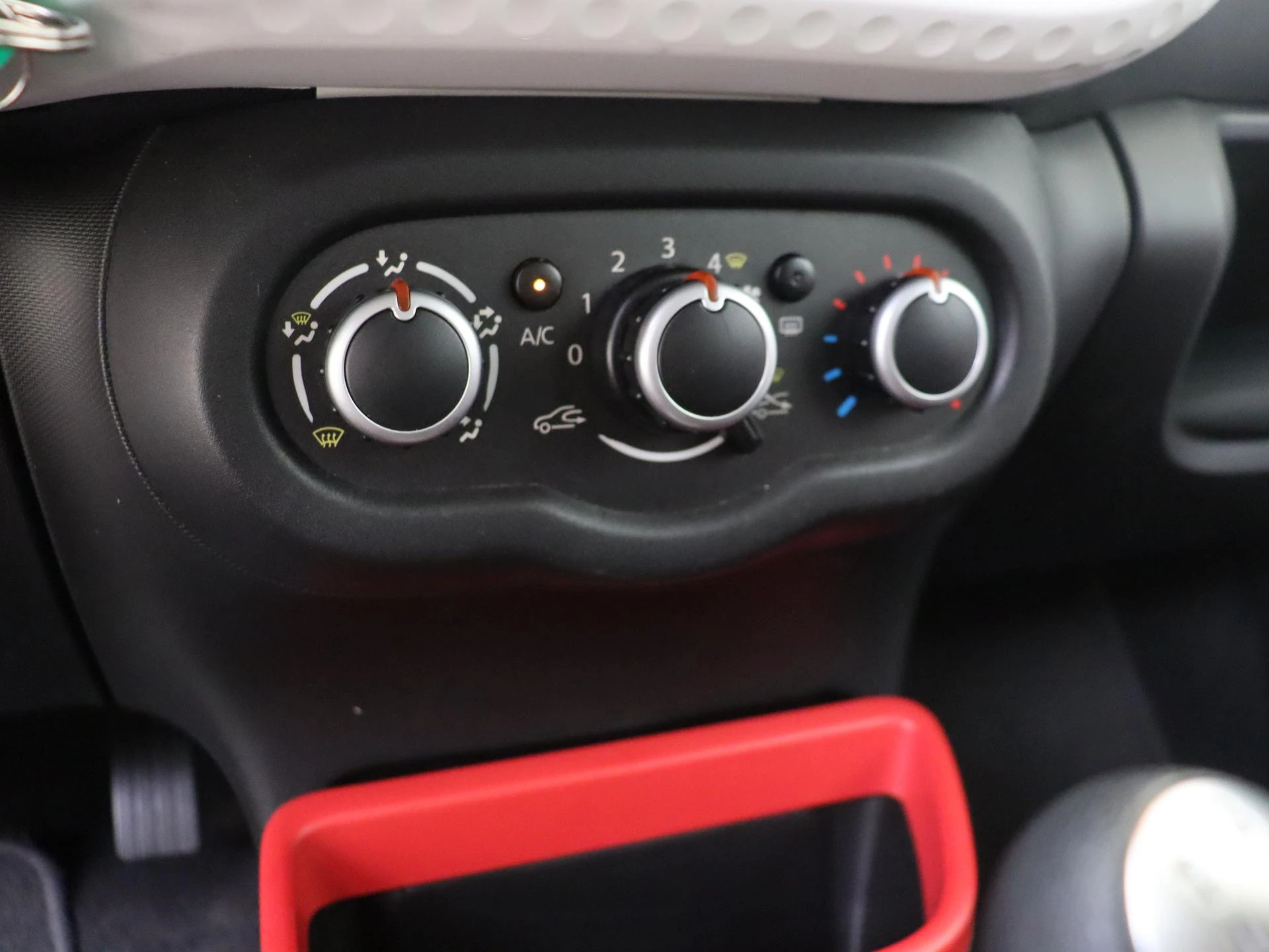 Renault-Twingo-image-20