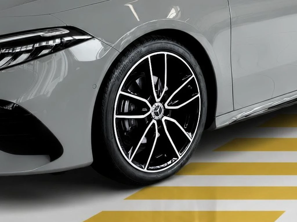 Mercedes-Benz-A-Klasse 200-image-5