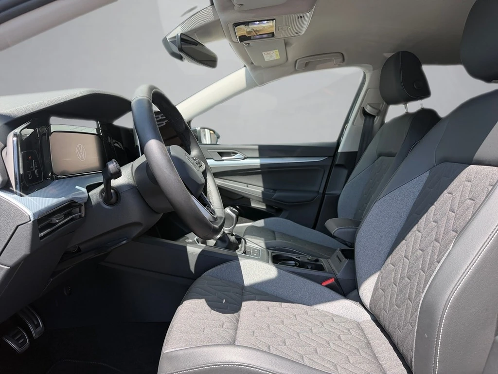 Volkswagen Golf 1,5 l TSI 6-Gang Goal AHK