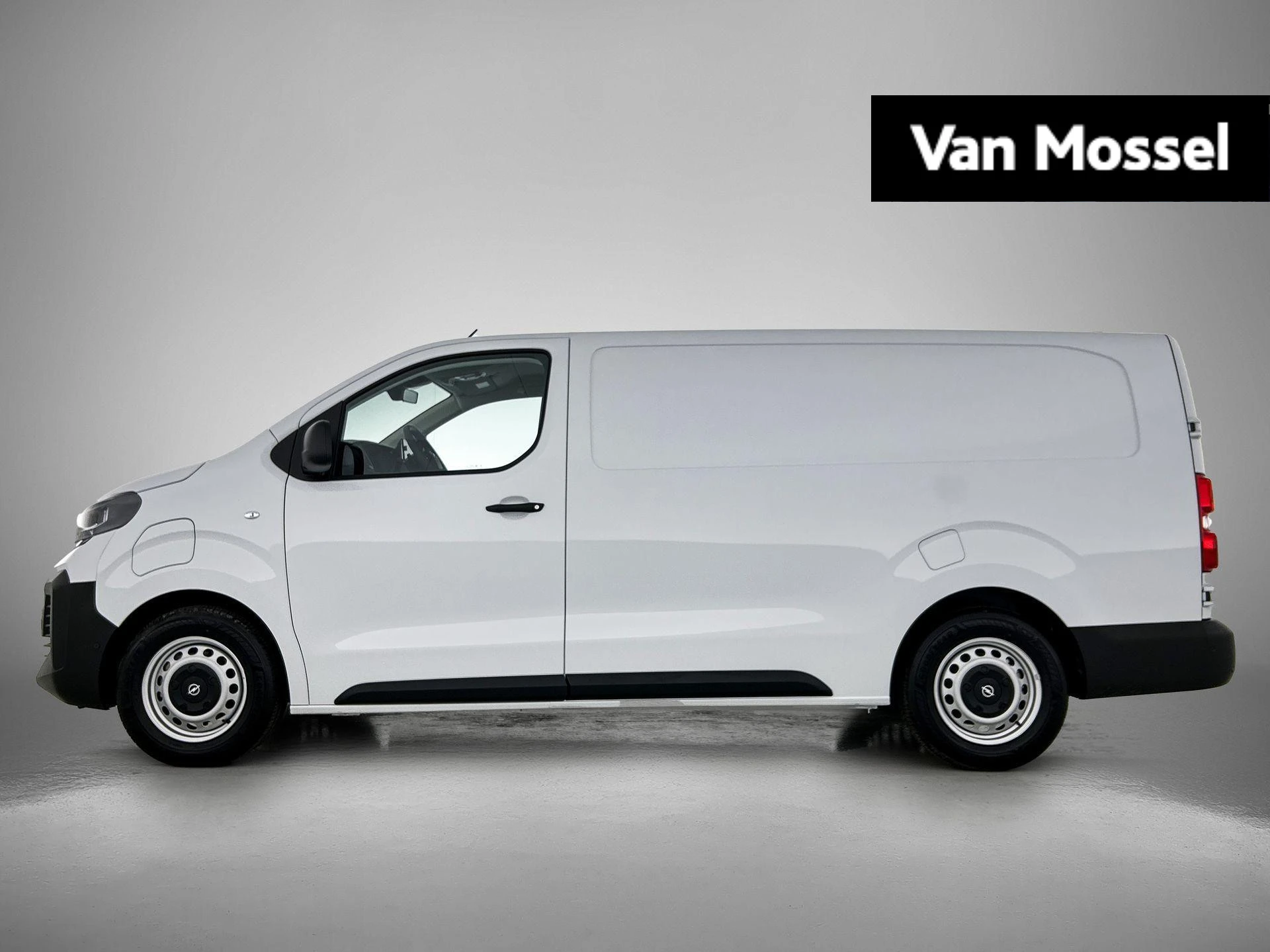 Opel-Vivaro-image-0