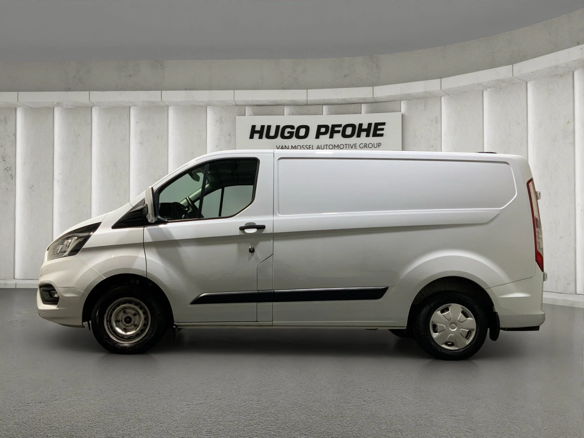 Ford-Transit Custom-image-1