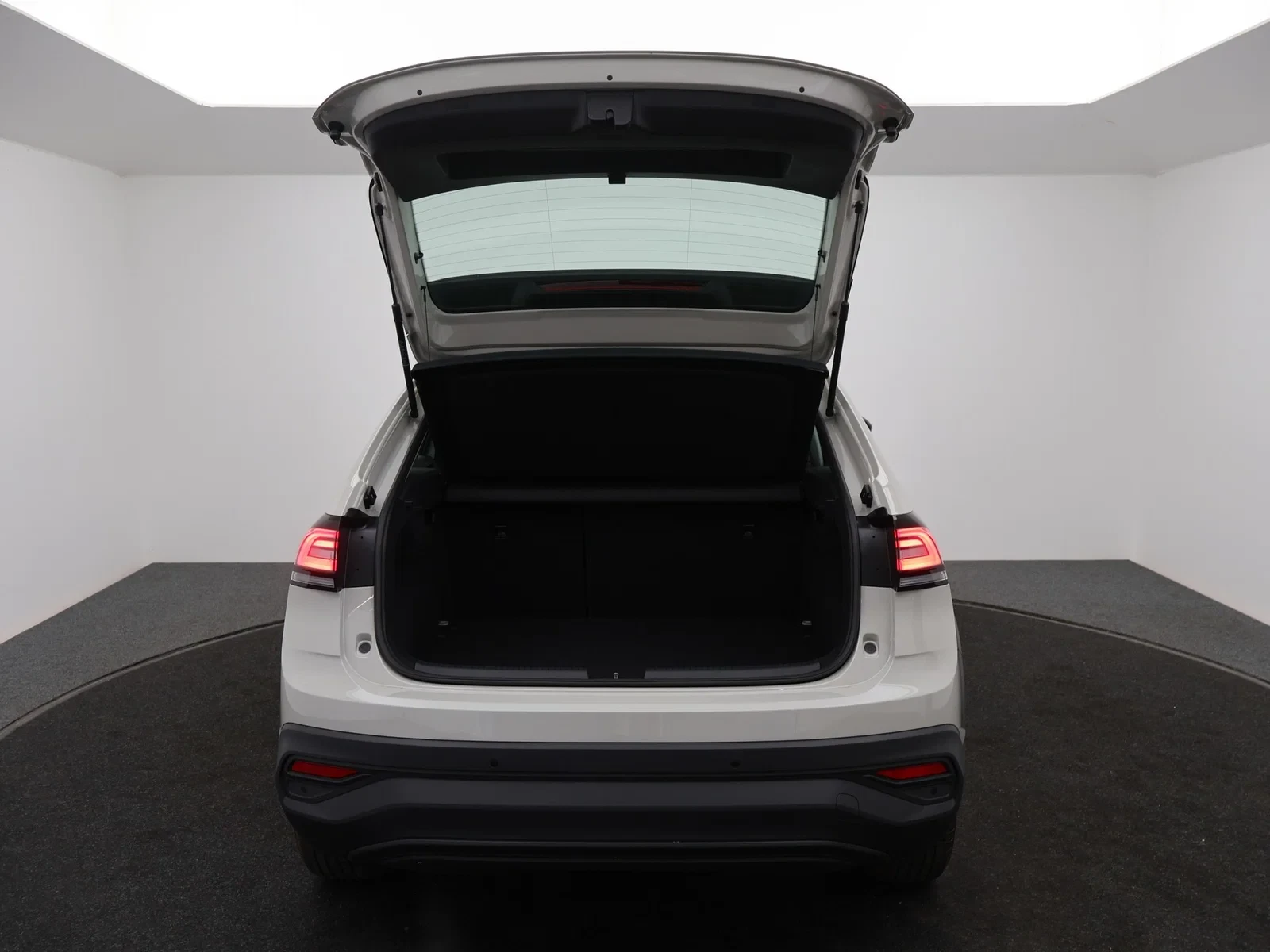 Volkswagen-Taigo-image-9
