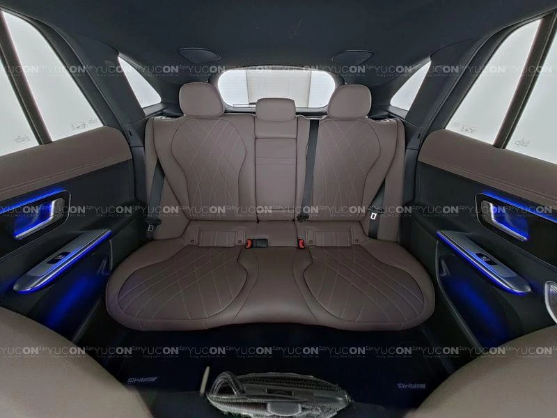 Mercedes-Benz-EQE-image-4