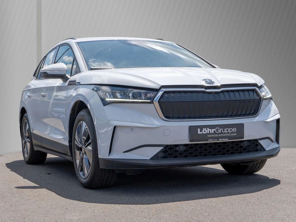 Škoda Enyaq iV 60 Loft Navi, Rear-View, LED
