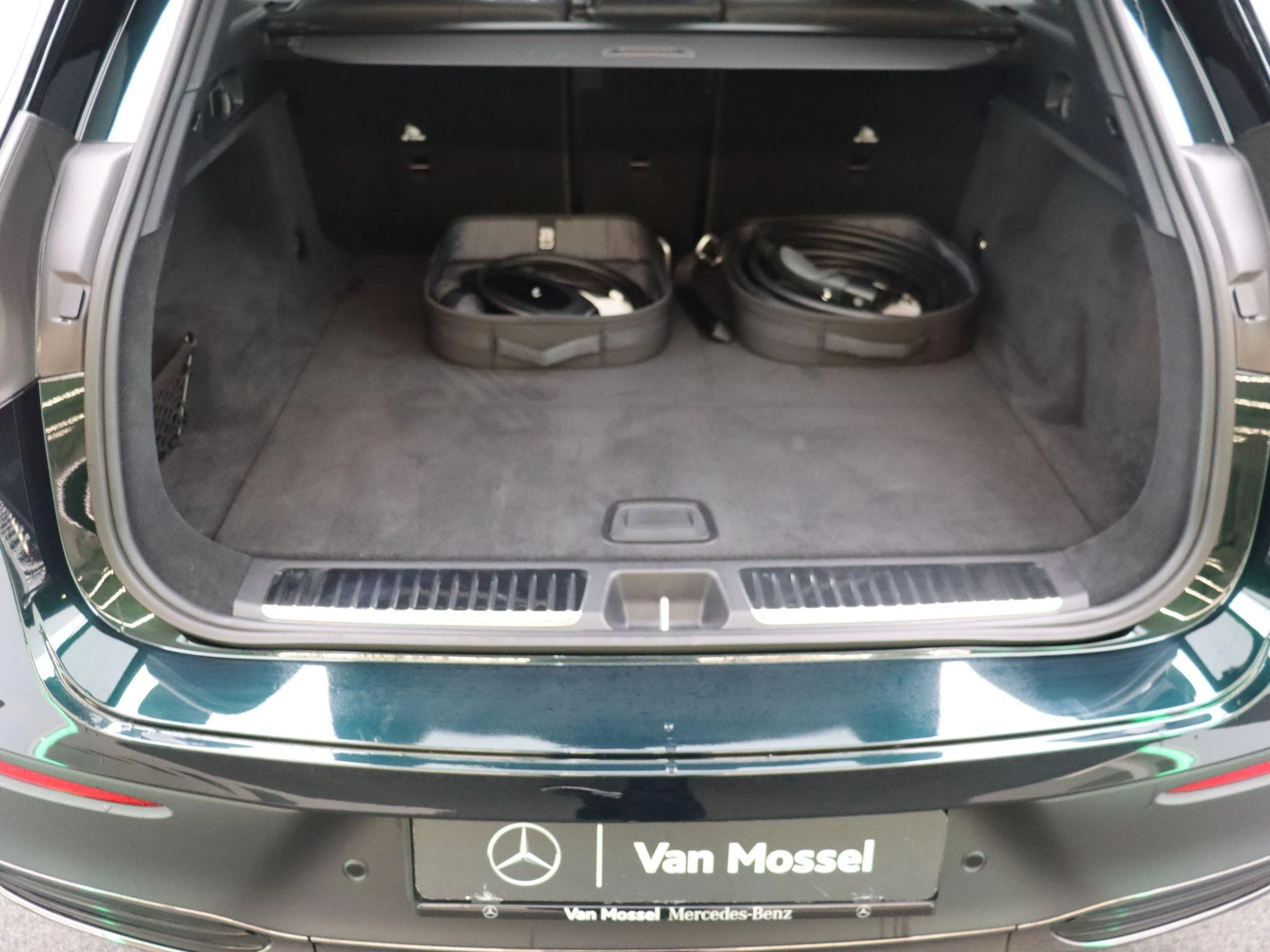 Mercedes-Benz EQE SUV 350+ Star Edition + PANO DAK + DIGITAL LIGHT + LEDER + HYPERSCREEN +